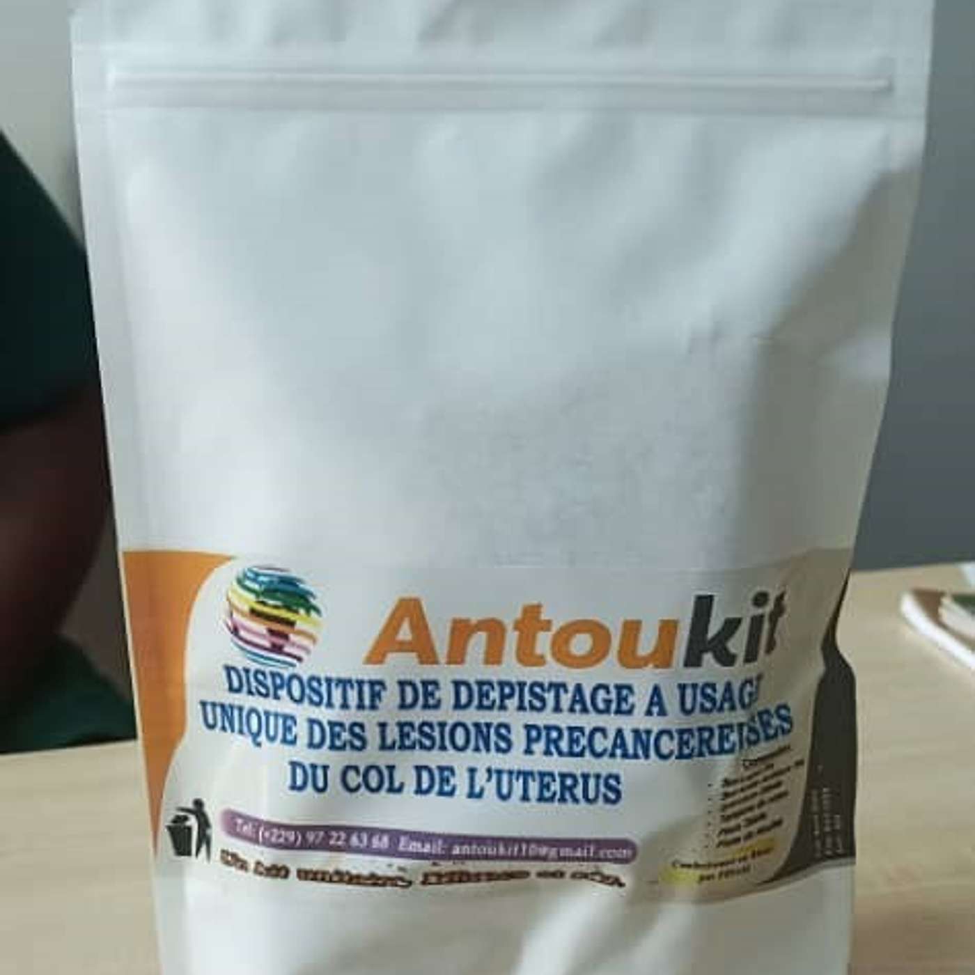 Un kit pour le dépistage instantané du cancer du col de l’utérus episode artwork