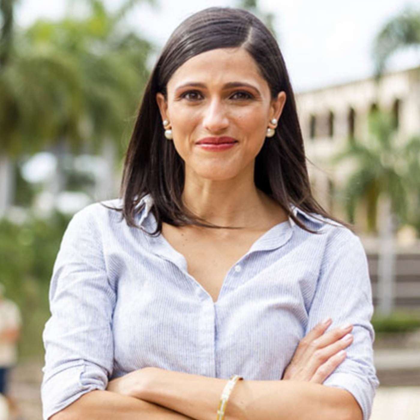 Législatives partielles : Eléonore Caroit se présente à sa succession - interview