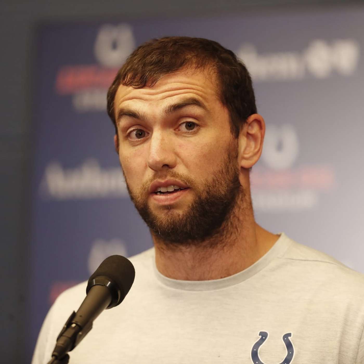Andrew Luck Retiring From the NFL - What does that do to his autograph market?