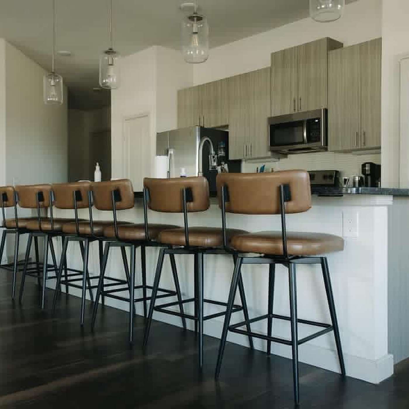 How to Choose the Right Bar Stool Height?