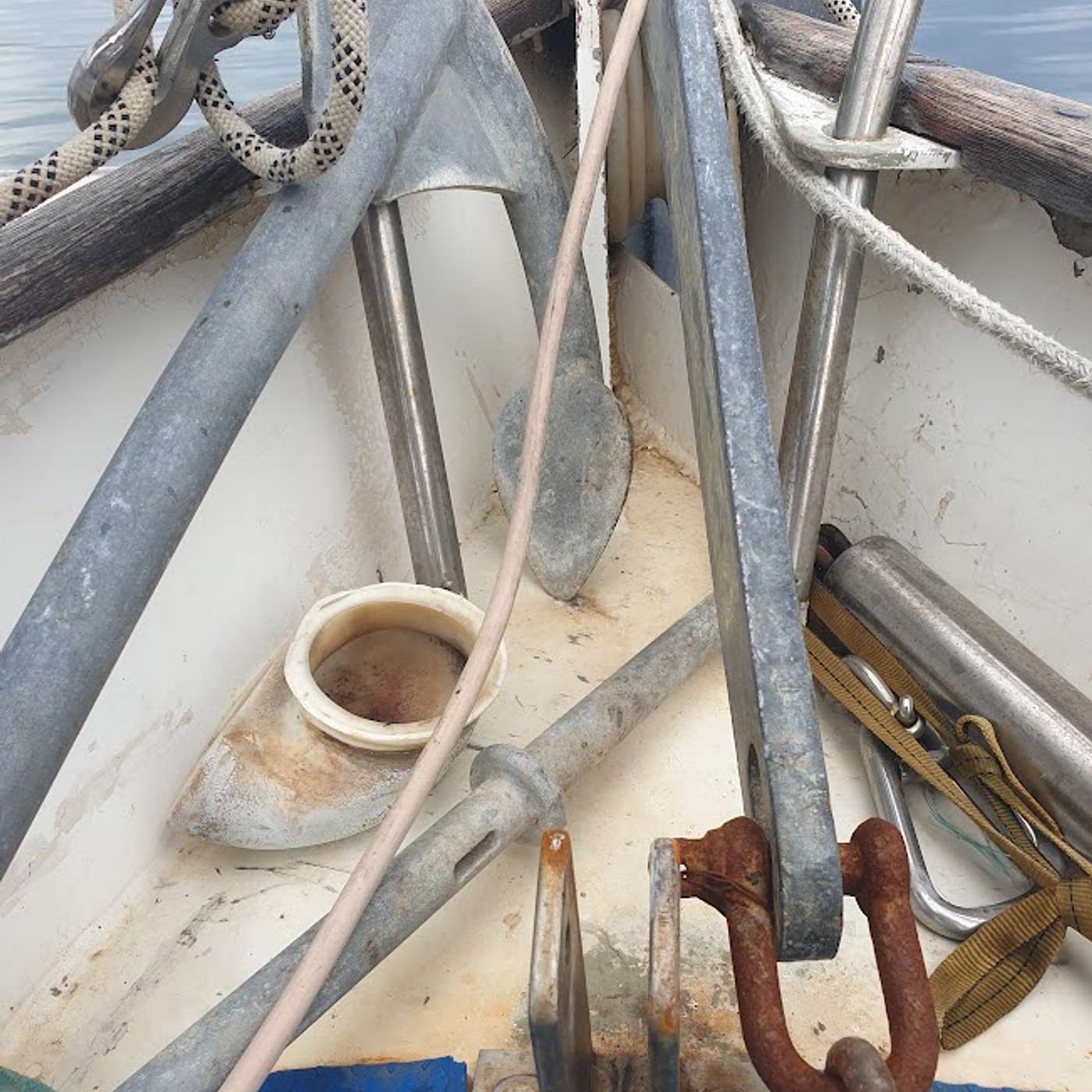 Ep 9 - Anchoring 101 in the Pacific - Gear Talk with Trev White