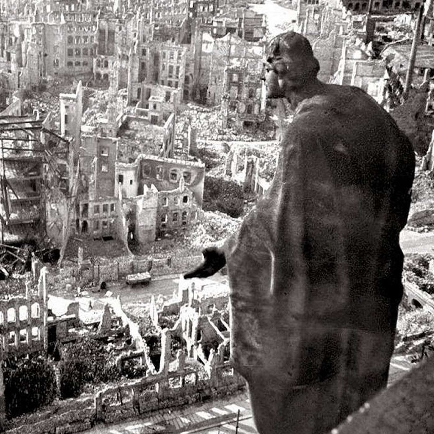 Astrology in Times of War