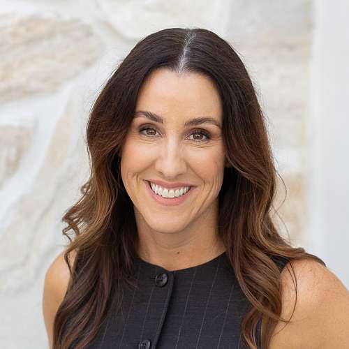 Dr. Veronica Viesca