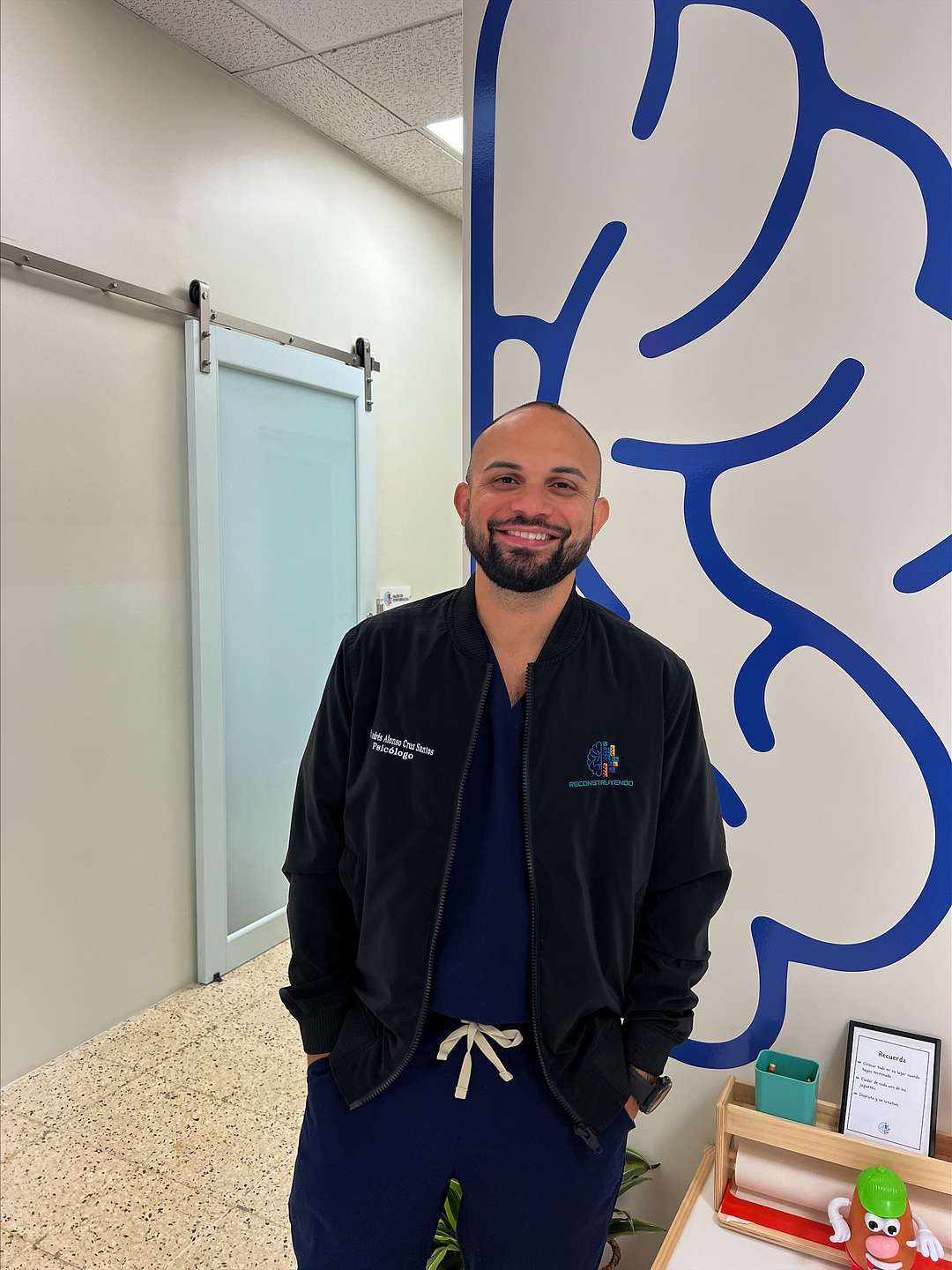 Dr. Andrés Cruz Santos, PhD.