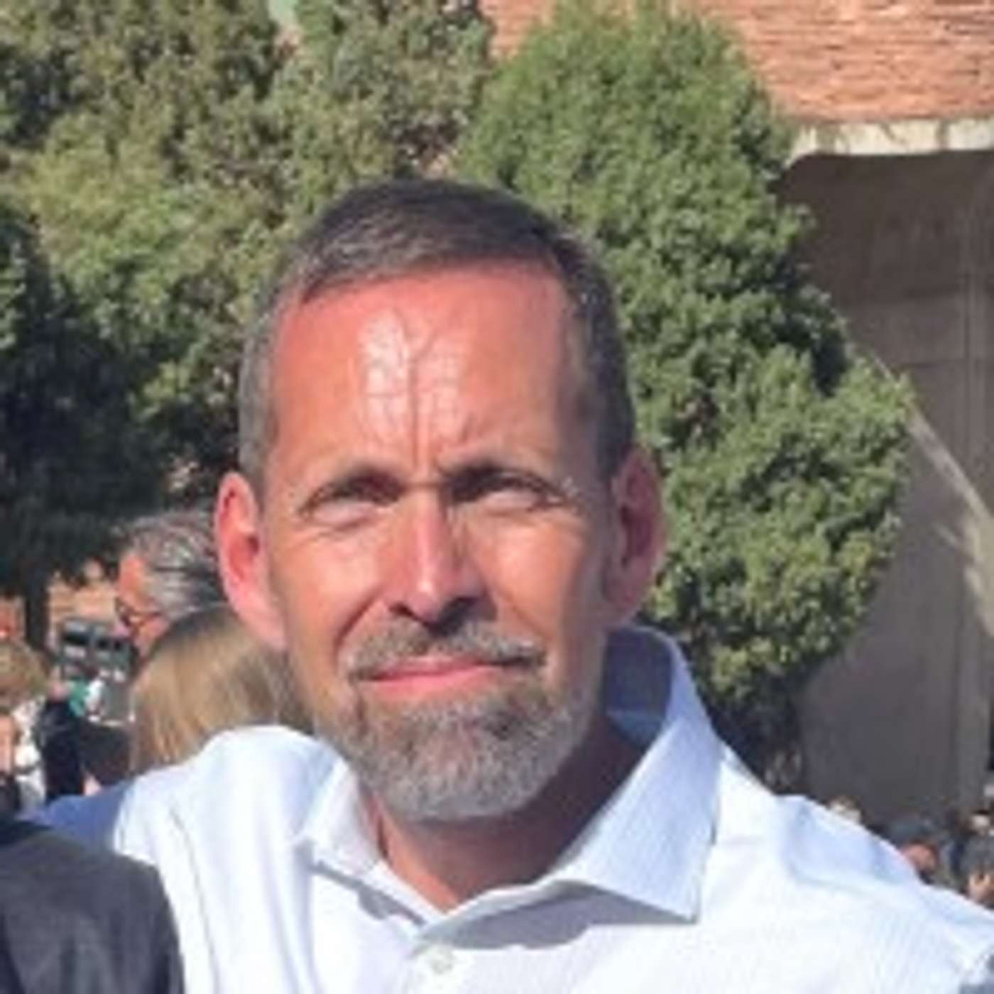 Dave Martinez: Why the Human Touch is Still Critical for a Standout Resume