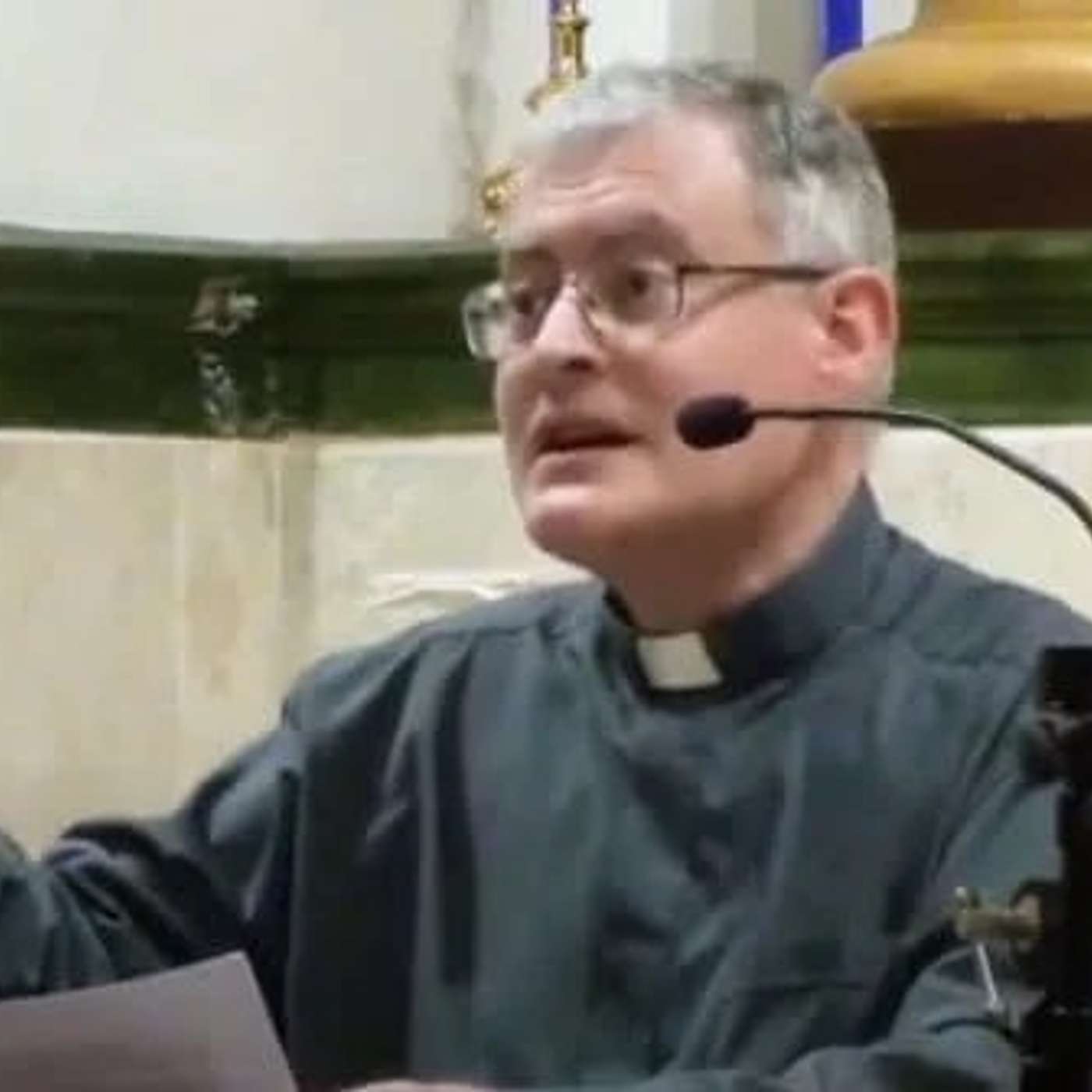 Episodio 930: Obispado APARTA a SACERDOTE Qué Acusa al Papa Francisco de “HEREJE ” e “INVÁLIDO/ En Vivo Luis Román episode artwork