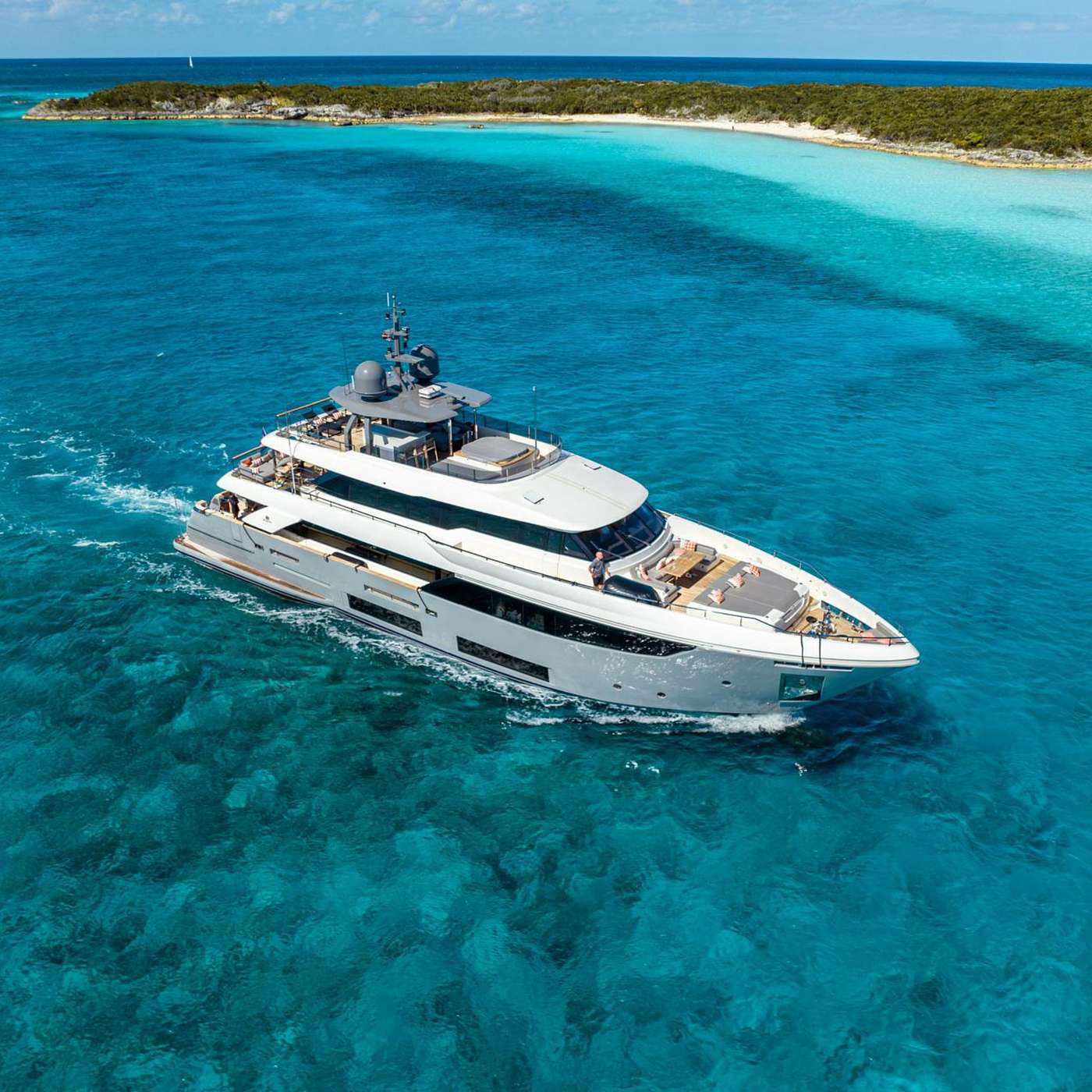 Deep Dive: 108' Custom Line Yacht FIFI 2018 in Fort Lauderdale, FL