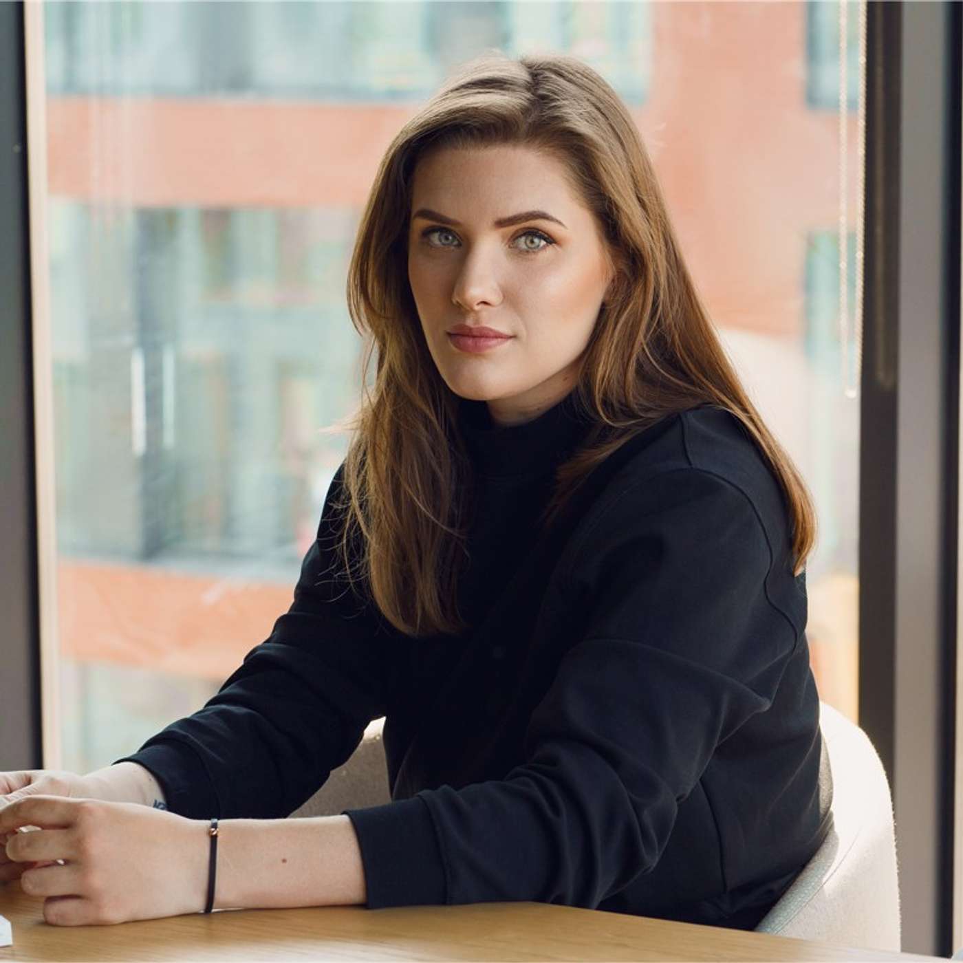 S1 E24 How to Deal with Challenges at Work and in Life at the Same Time – with Dasha Kichuk