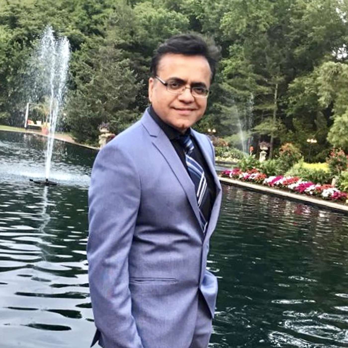 Chatting with Filmmaker and Producer Mukesh Modi about his upcoming film "Elevator" starring Oscar-Nominated Actor Eric Roberts. episode artwork