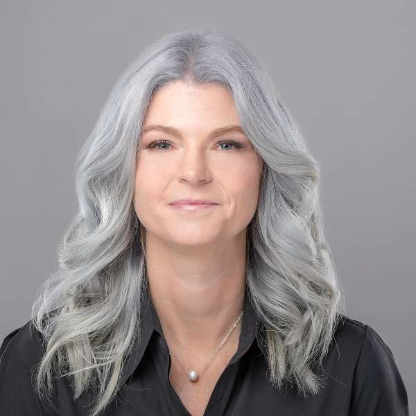 Dr. Chanda Miles, DVM, DAVDC