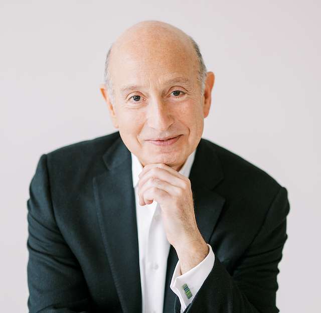 Mitchell Bayer