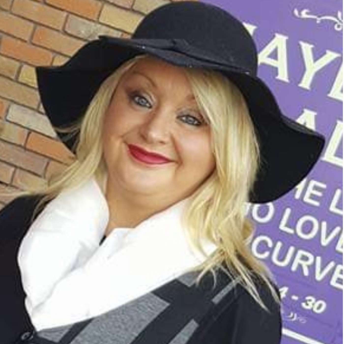 Sheila from Ireland back on the show to discuss loss, grief and how corruption in Family Court Perpetuates Parental Alienation....More to Follow