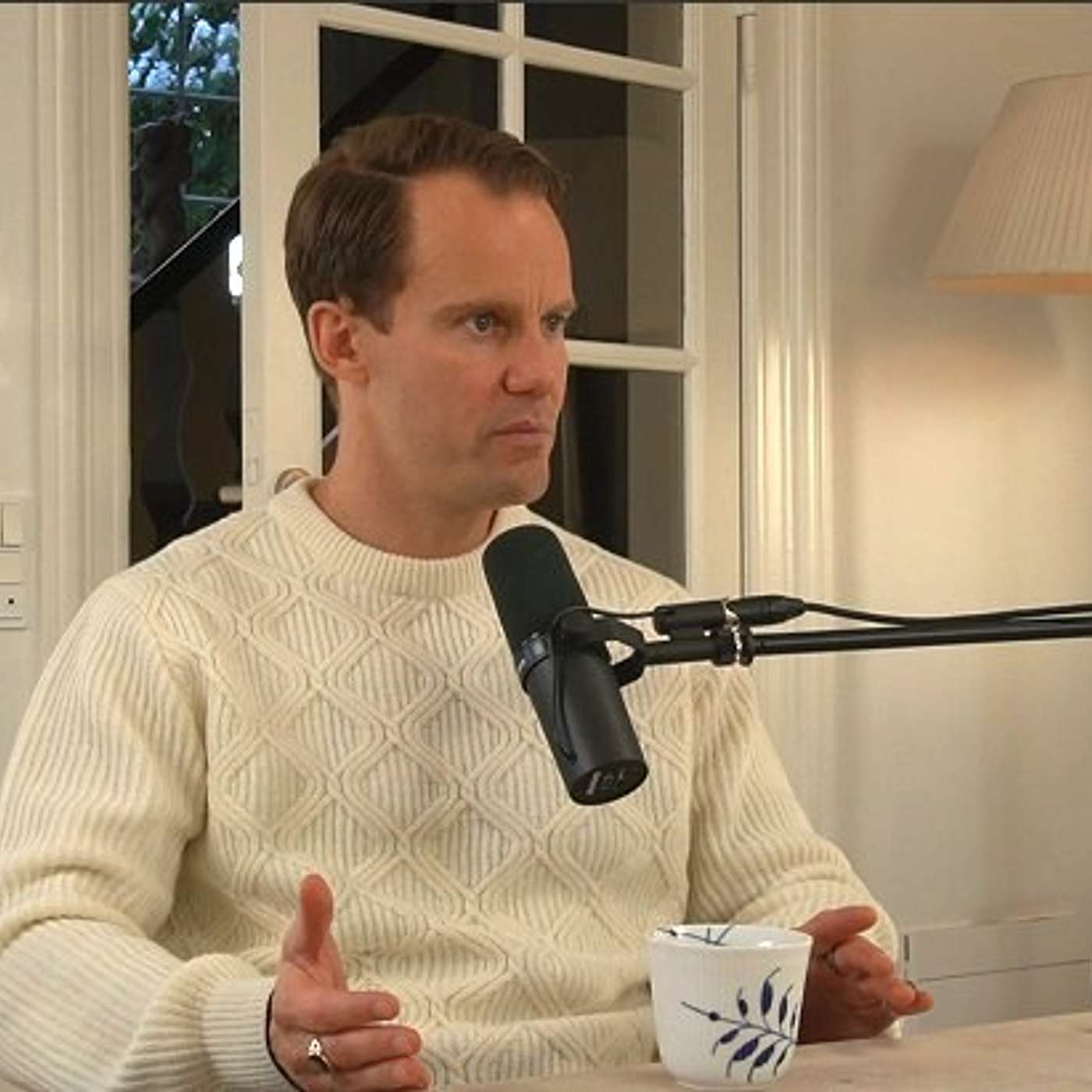 MÅDEHOLD med Niels Overgaard MÅDEHOLD med Niels Overgaard