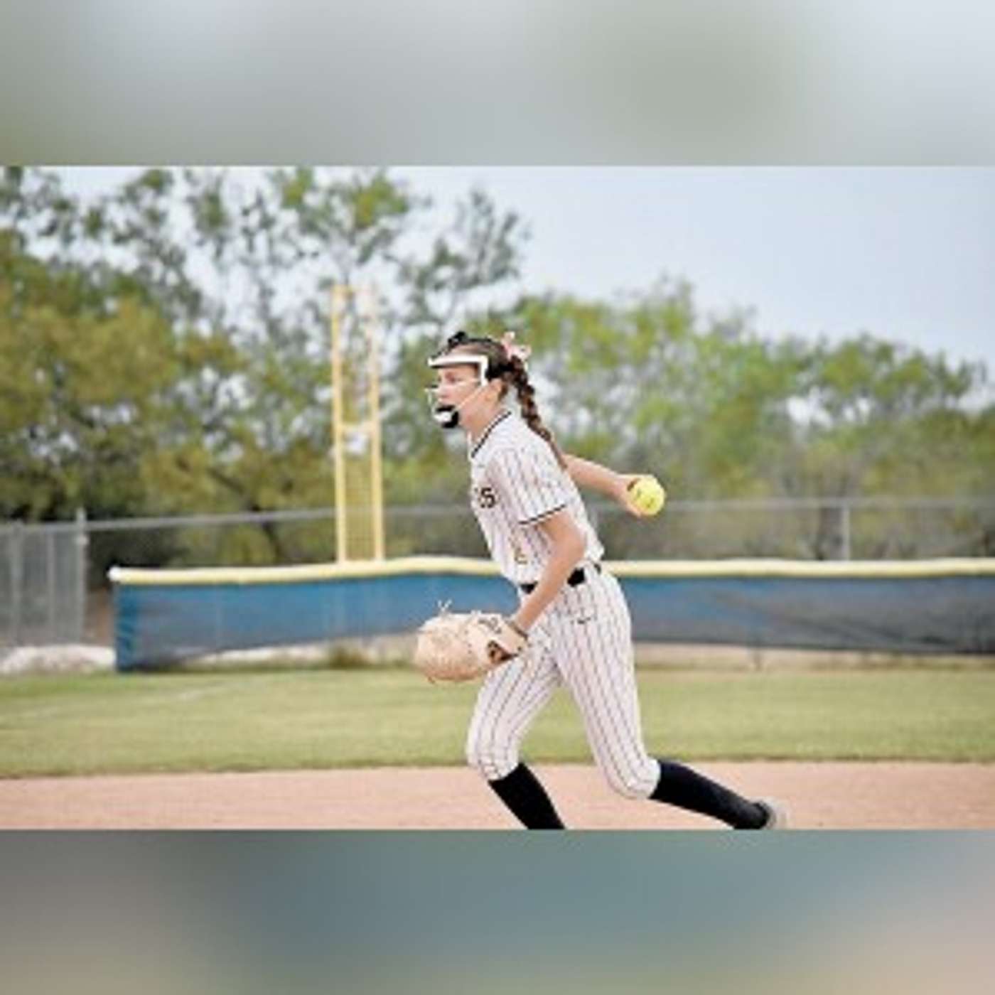 PIRETTES GET SHUTOUT VICTORY OVER LADY BADGERS episode artwork