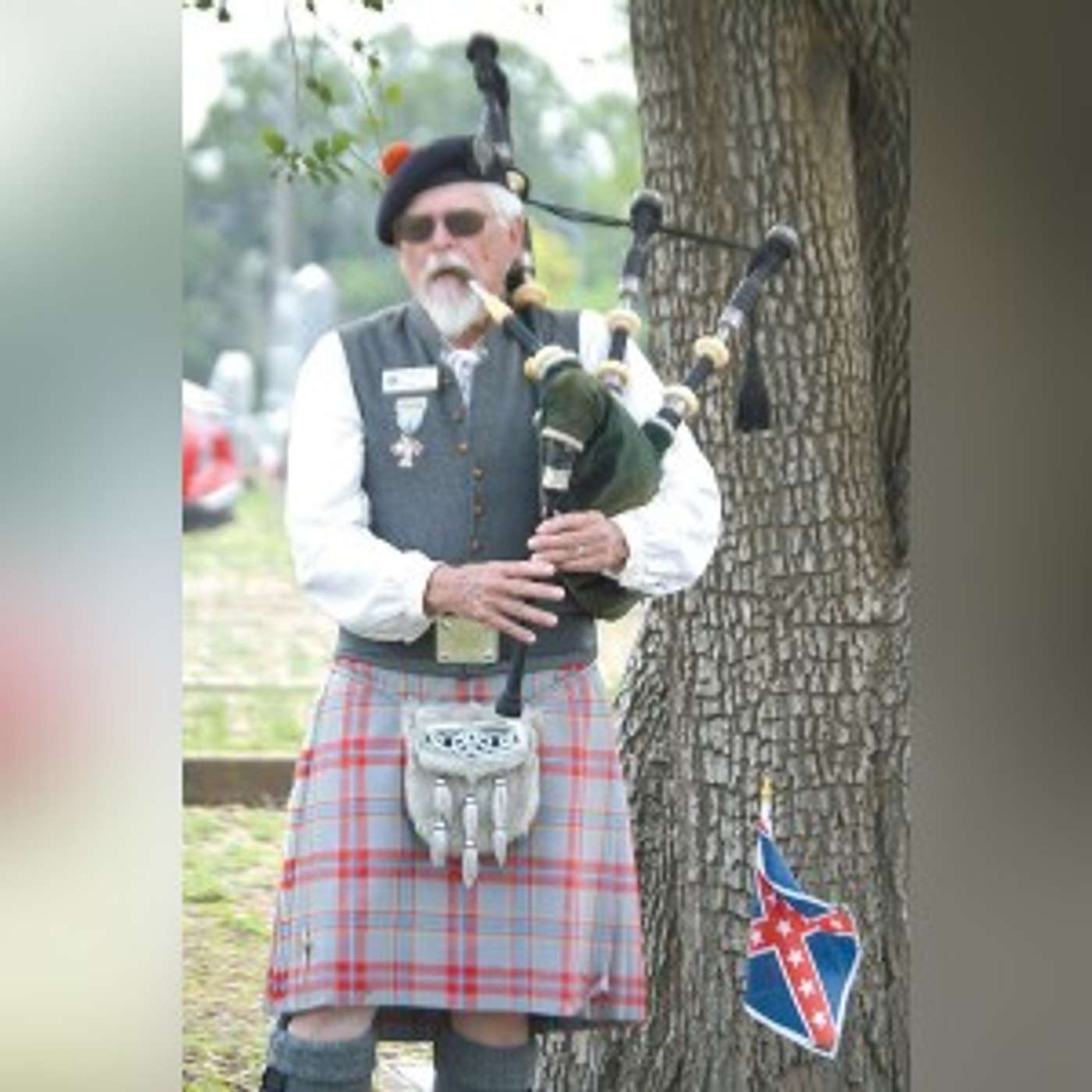 Scottish bagpipes honor Southern soldiers episode artwork