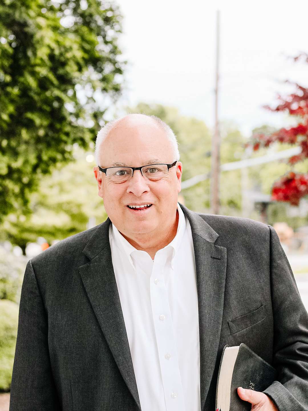 Pastor Steve Scoggins