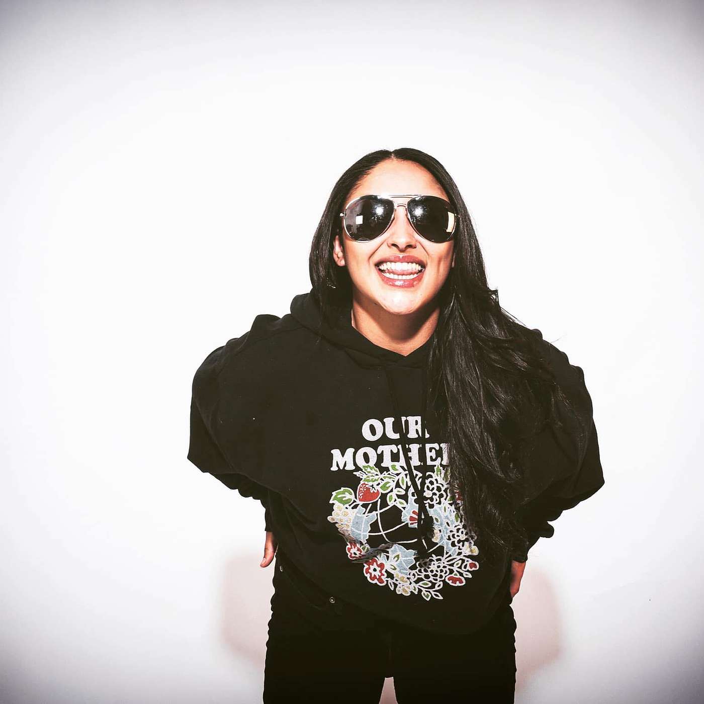 Venessa Marie: Express The Mess!