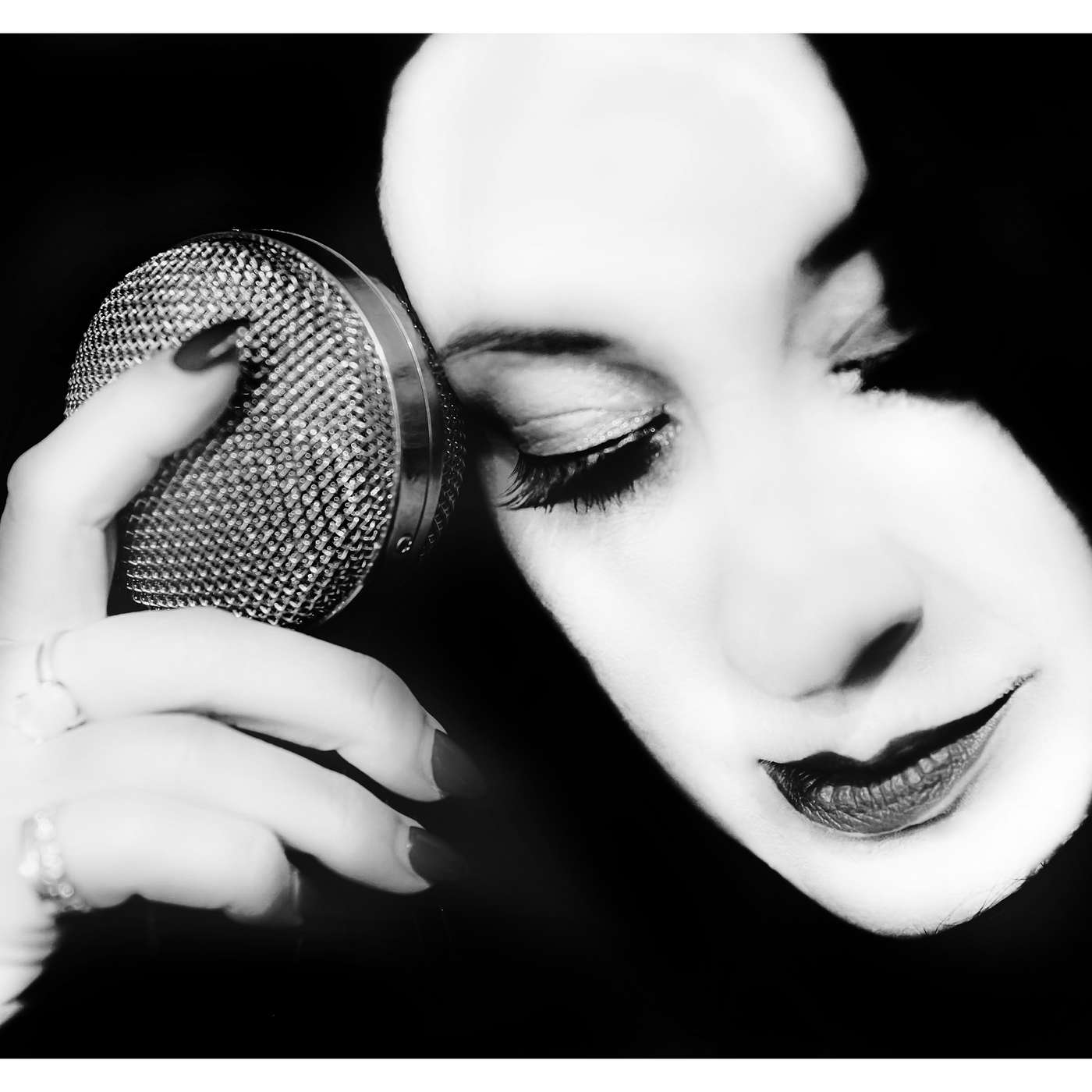 New Zealand Artist Justine O' Gadhra-Sharp Releases Solo EP Called Sidhe
