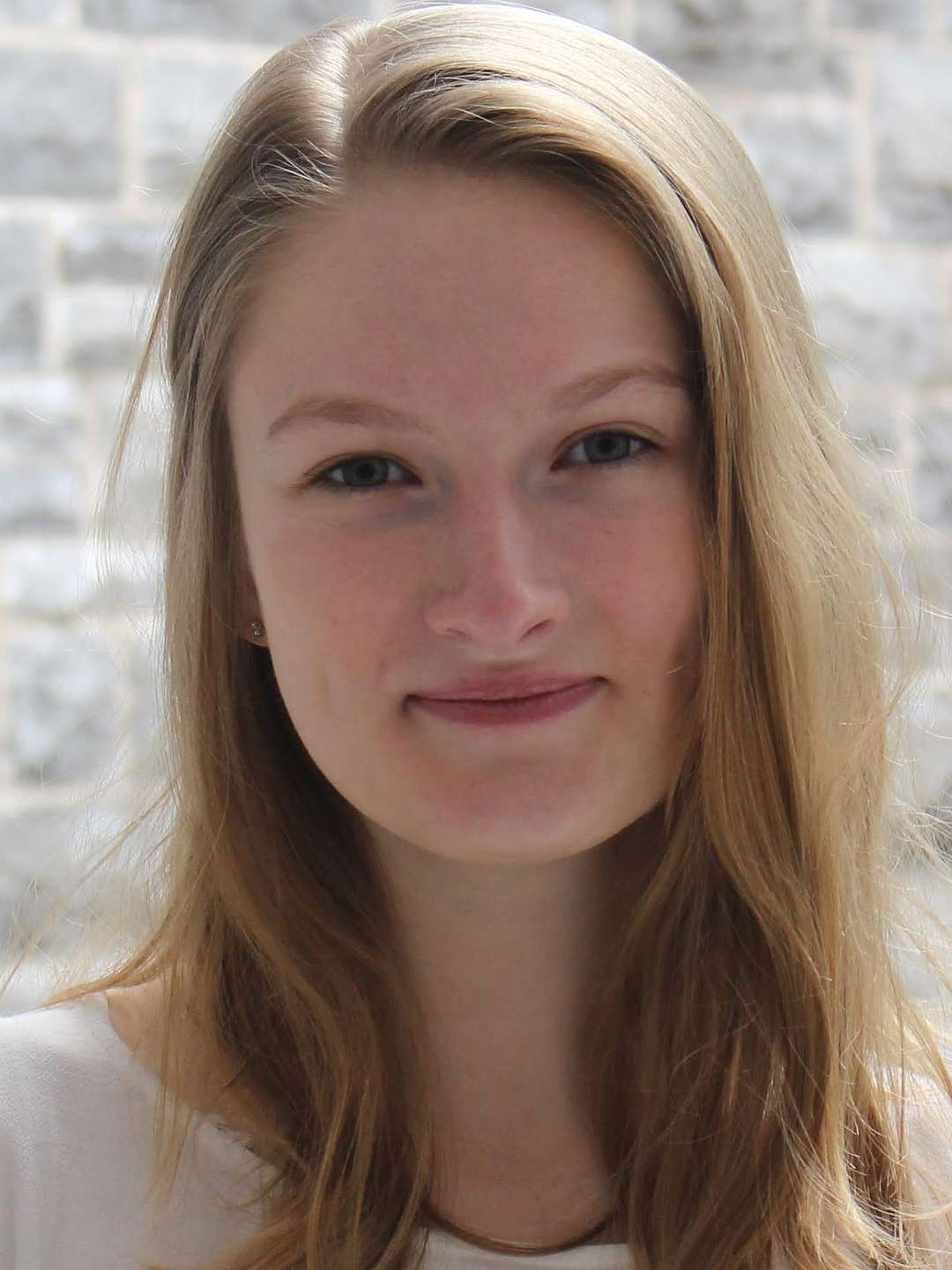 Kate MacKenzie