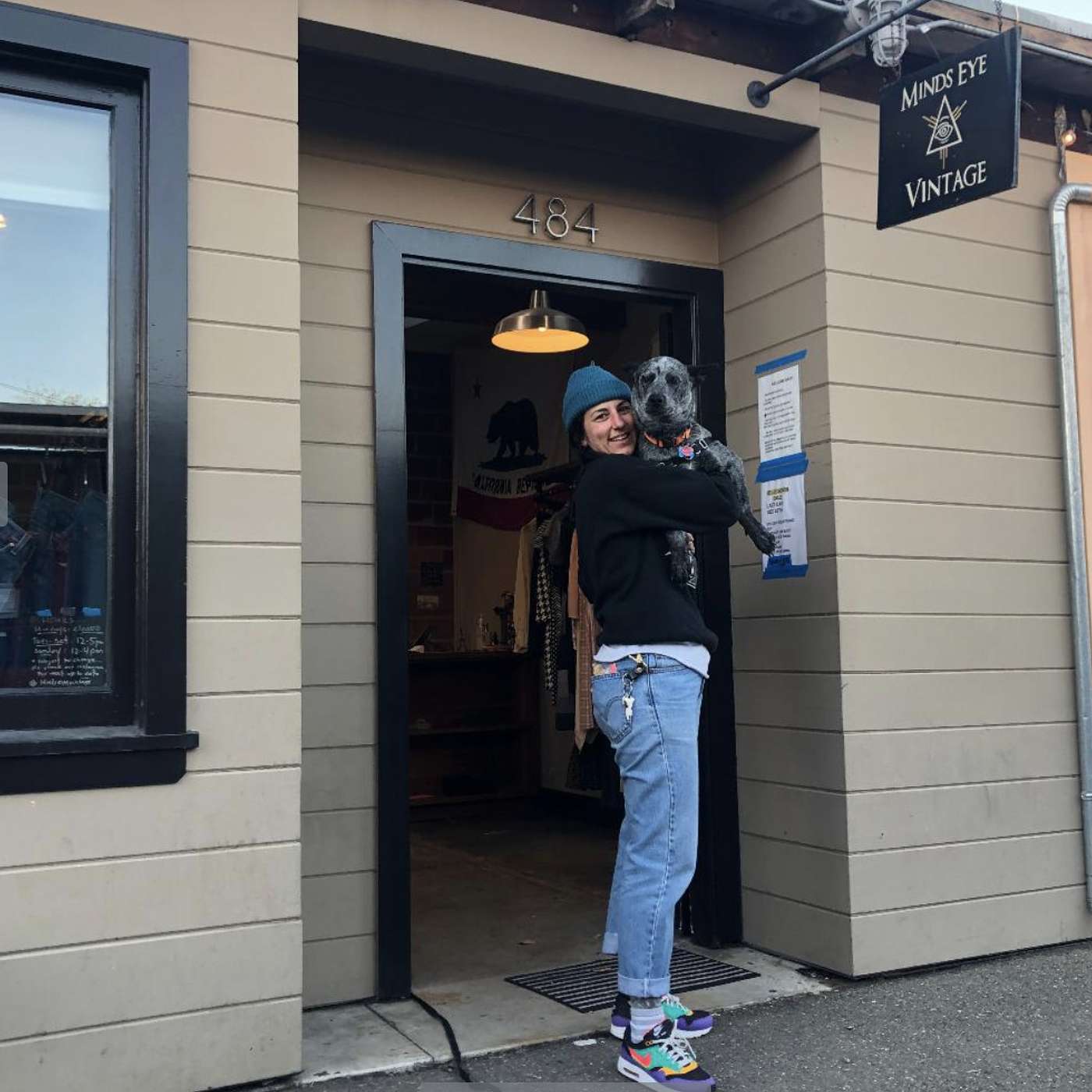 VINTAGE CLOTHING N\' STUFF W/ DREW HEIFETZ