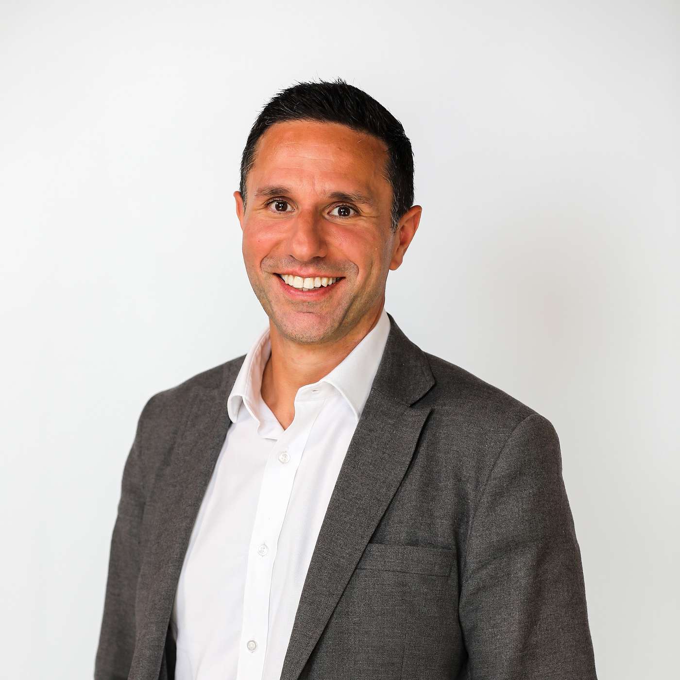 Ep583: How UK challenger banks are using tech solutions to dominate SME lending