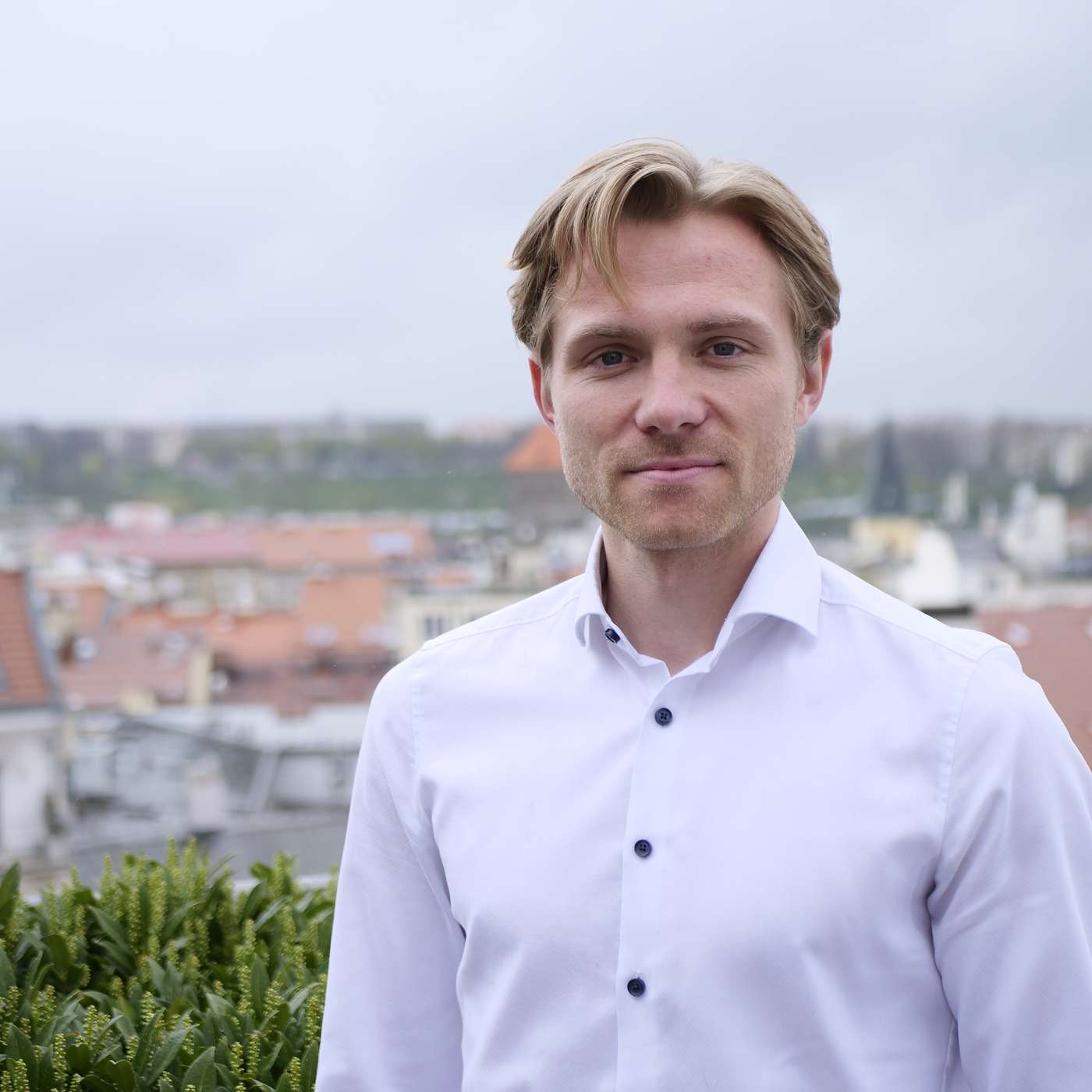 Štěpán Hájek (XTB): Trhy nevyhlížejí pro příští měsíce zásadní problémy, čeká se na zasedání centrálních bank episode artwork