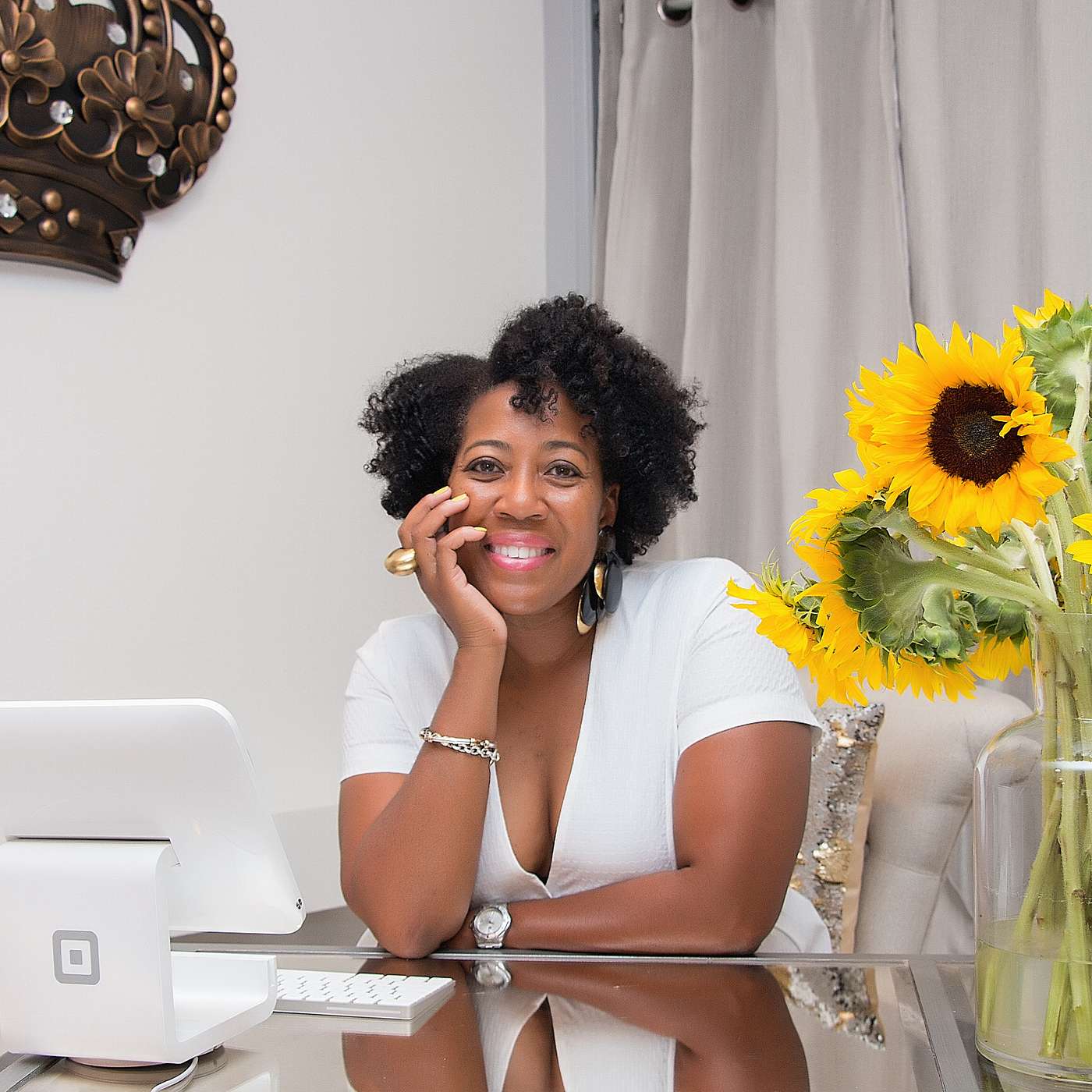 Clover: Conversations with Women in Leadership on Visibility, Authority & Owning the Room