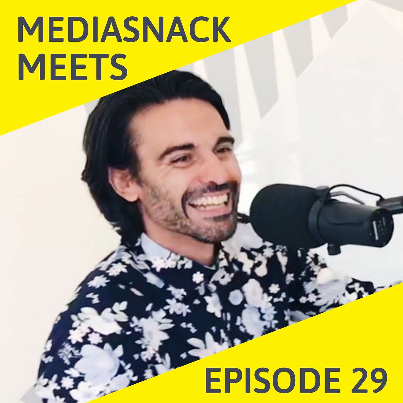 #MediaSnack