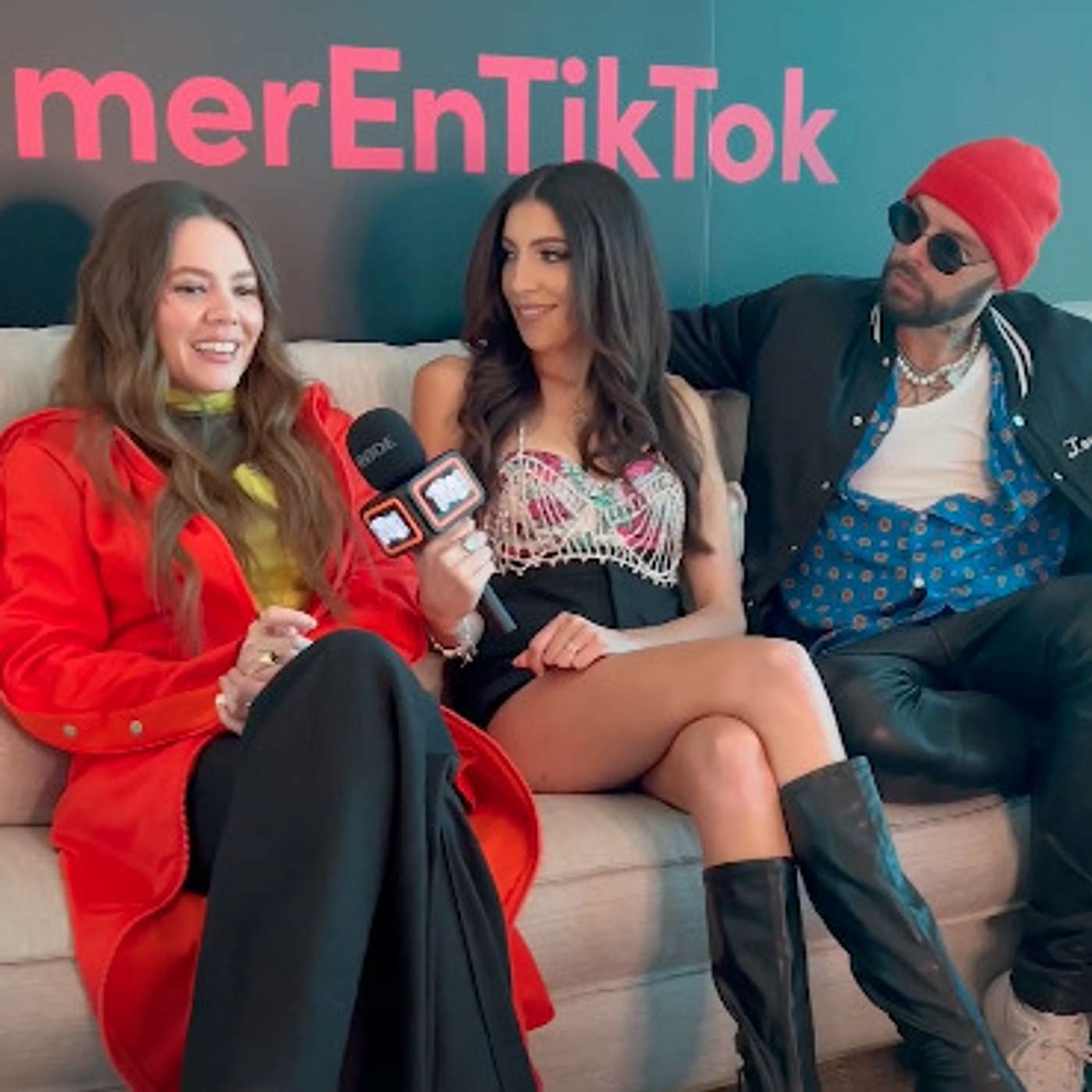 Jesse & Joy en Las Vegas: "El reencuentro con los colegas es lo más lindo de los Latin GRAMMY" episode artwork