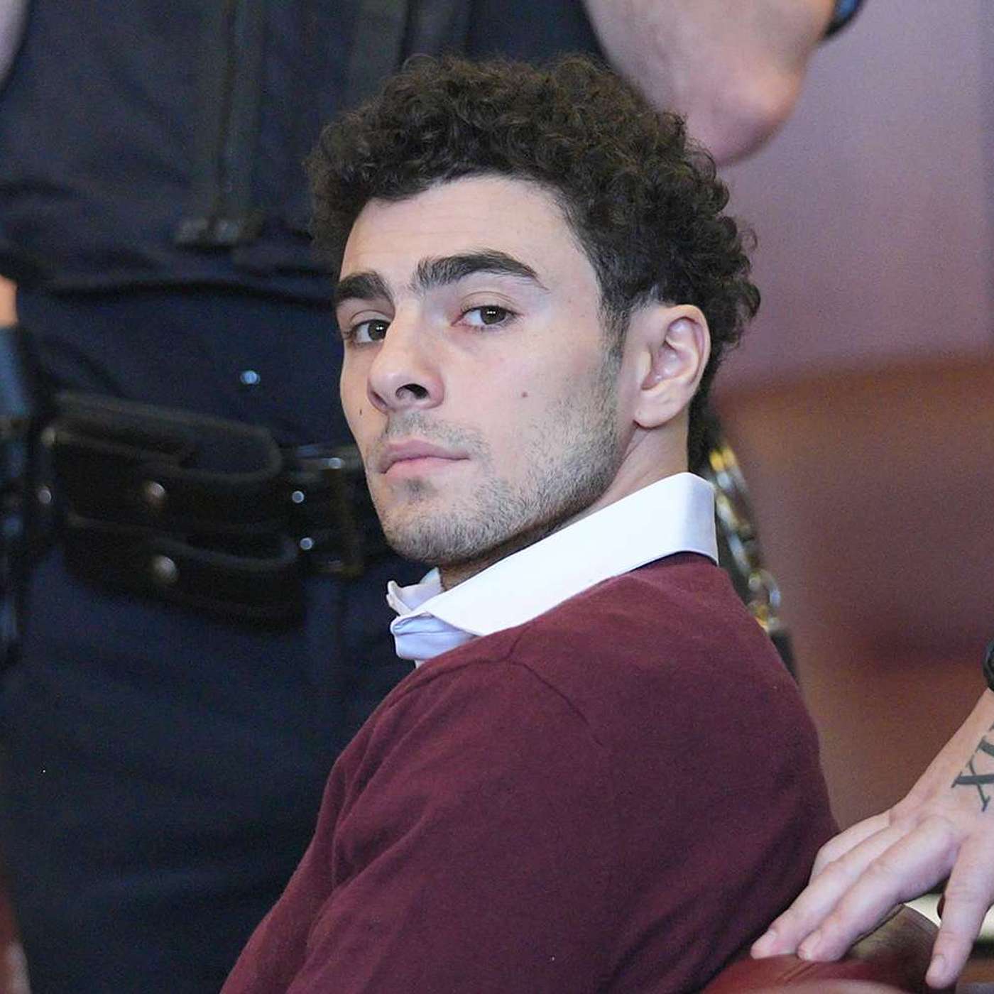 Federal prosecutors to seek death penalty for Luigi Mangione in UnitedHealthcare CEO’s killing episode artwork
