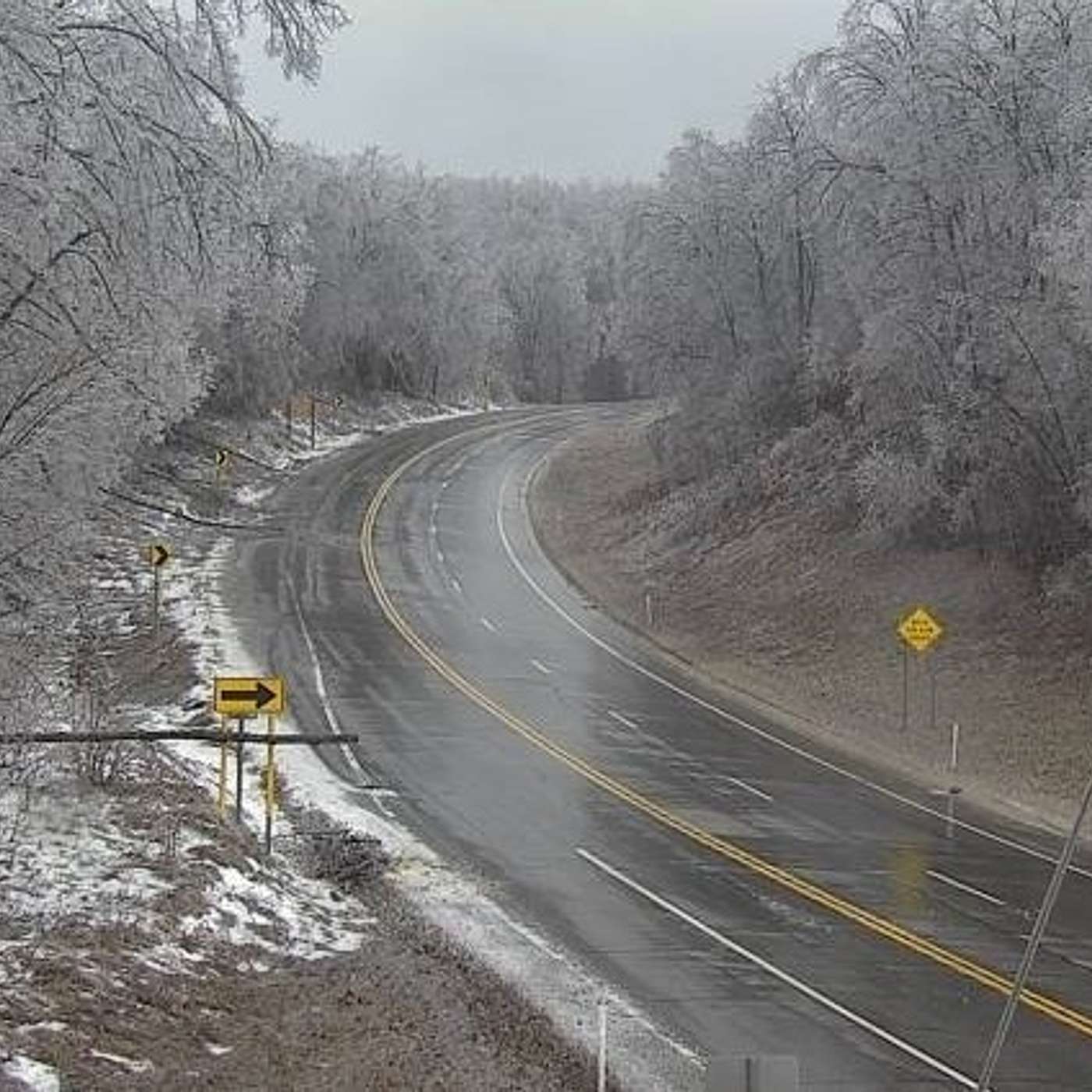 Study: Flashing LED lights can reduce crashes on curves Study: Flashing LED lights can reduce crashes on curves