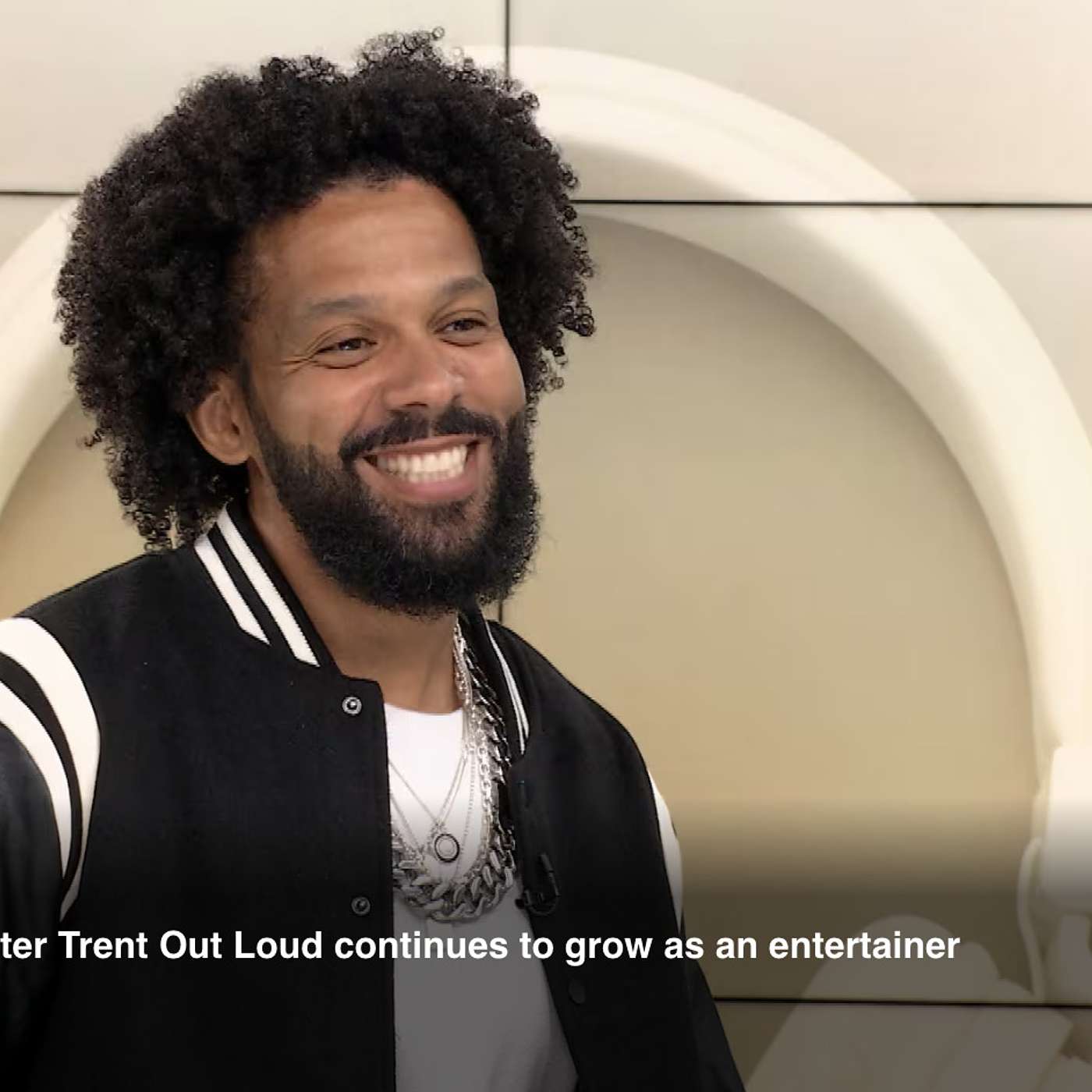 EP206: TOL Interview with CBC News. 'How Montreal podcaster Trent Out Loud continues to grow as an entertainer'