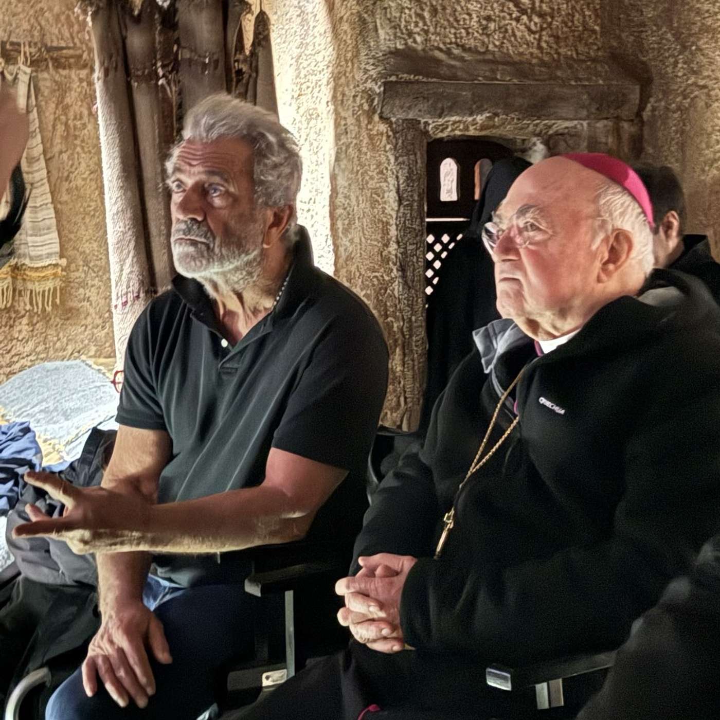 Episodio 1247: Película La Resurrección Mel Gibson con Excomulgado Obispo