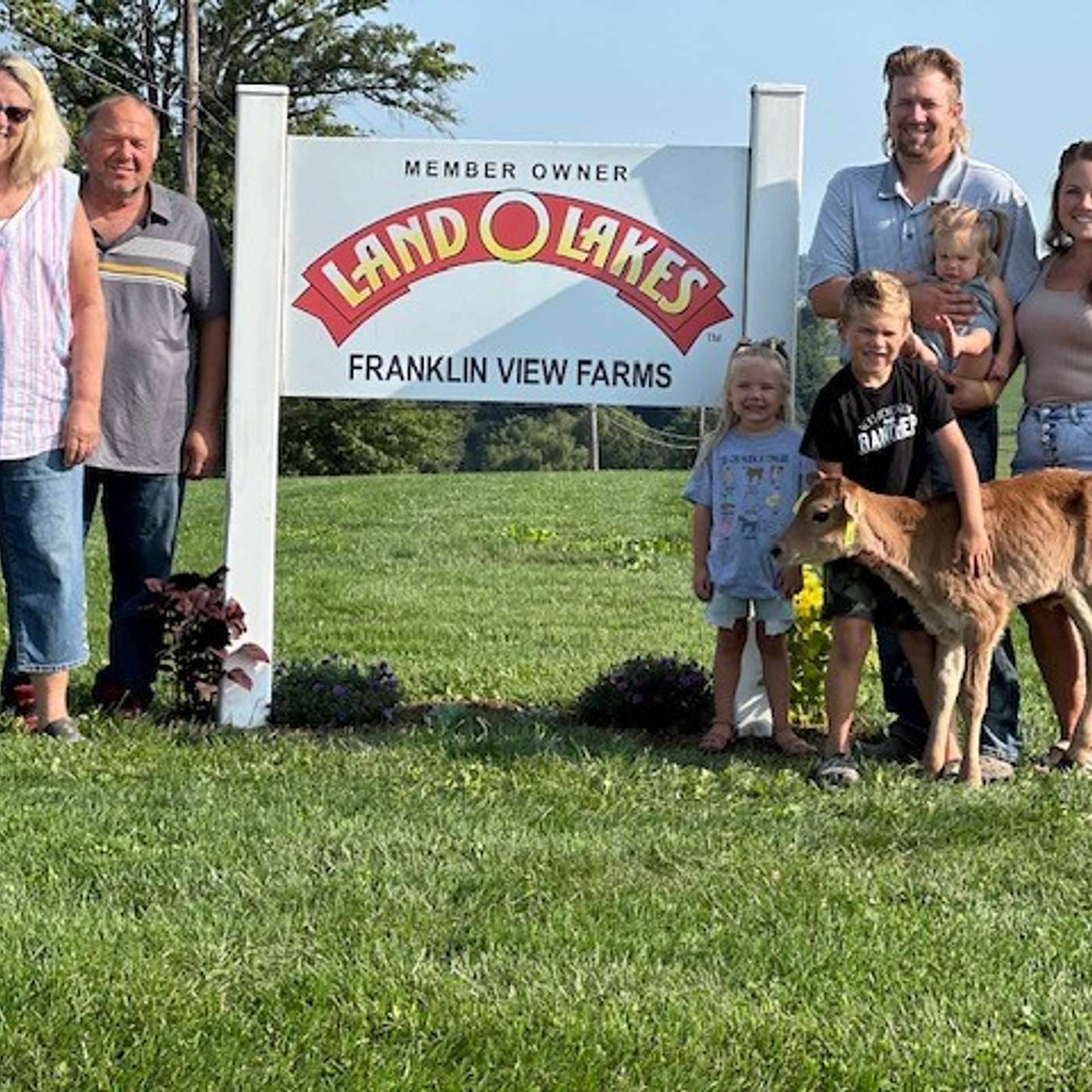 Episode 19.1: Strategies for Keeping Cows Healthy Through the Transition Period with Angela and Aaron Breneman episode artwork