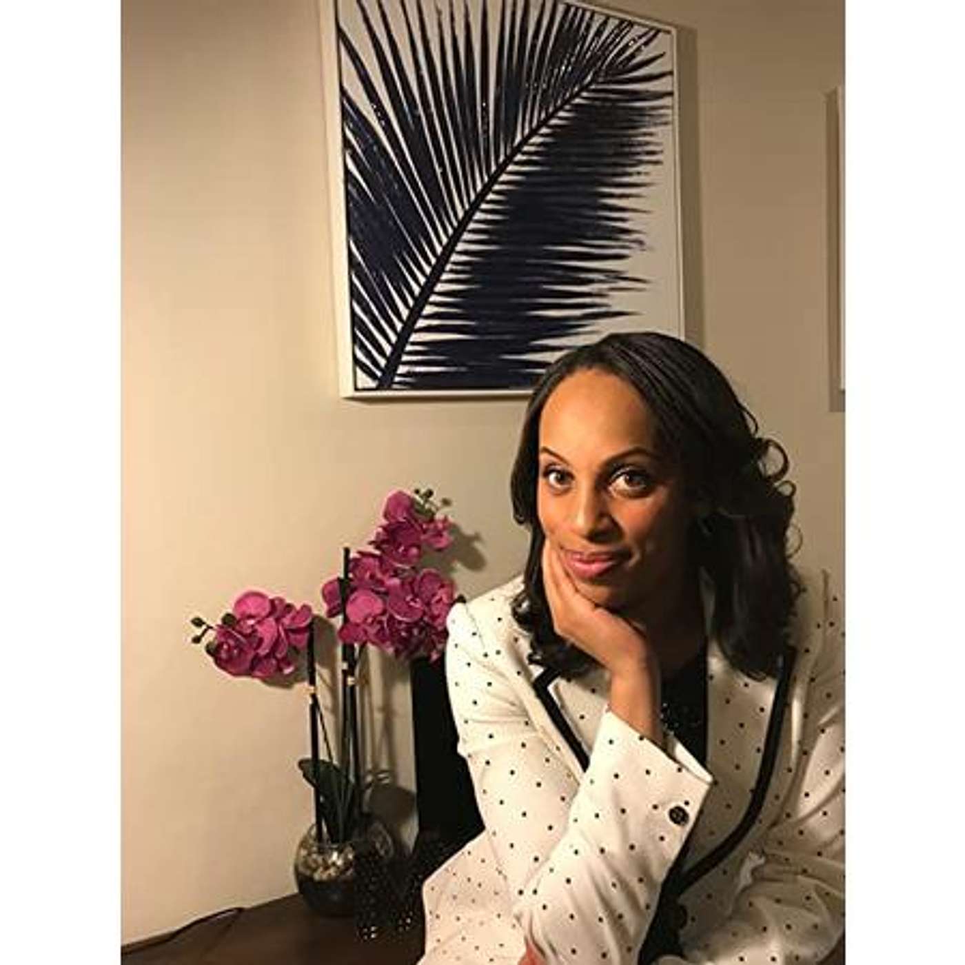 The Game of Love with Author Mia Heintzelman on Book Lights episode artwork