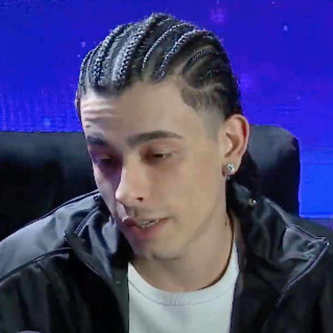 Entrevista a Trueno antes de su show en Viña Del Mar: "Es mi momento de brillar" episode artwork