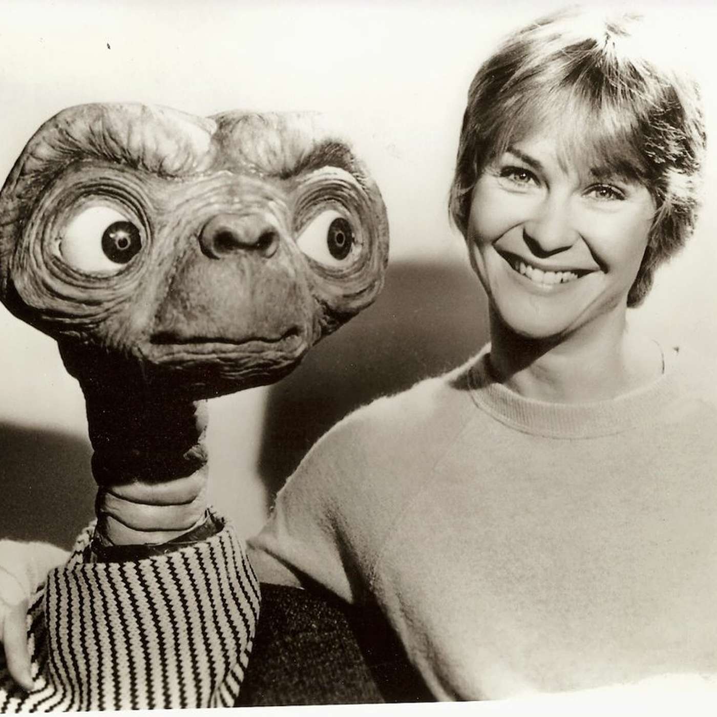 cover of episode (Episode 139) "E.T." Actor: Dee Wallace.