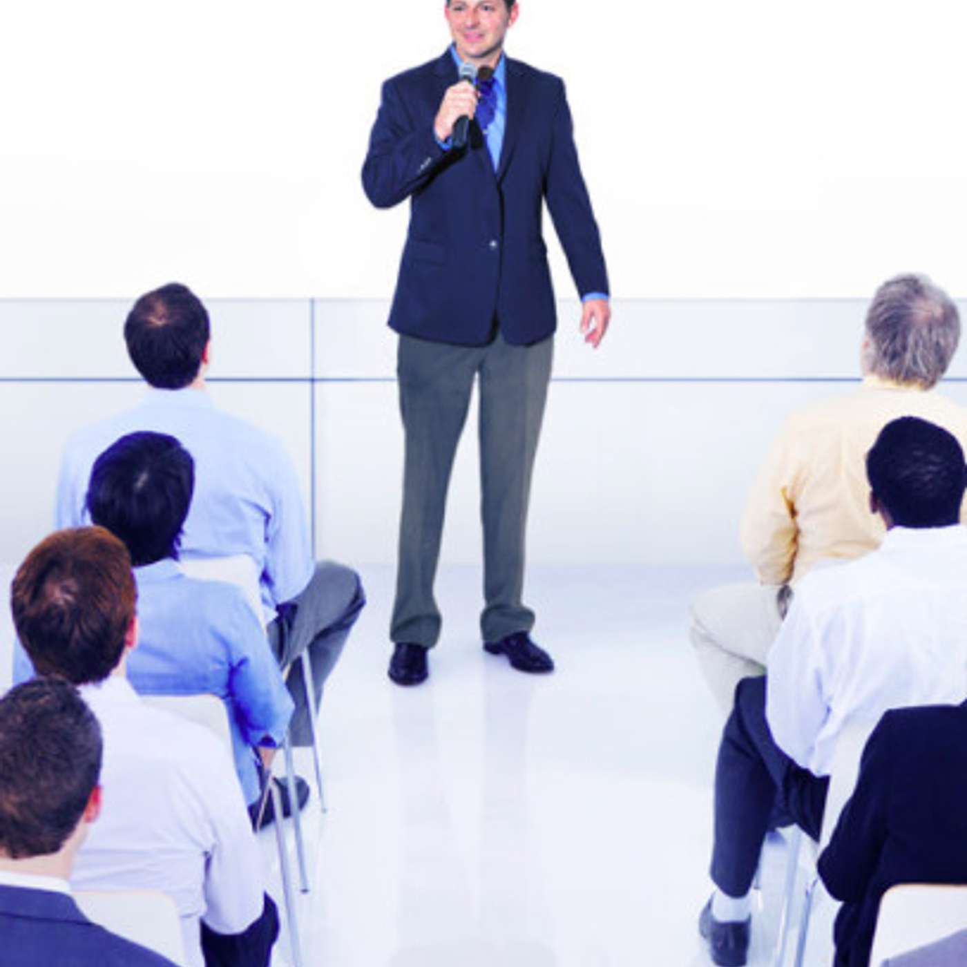 After Selling 100+ Homes 4 Years in a Row, He Pivoted to Founding a 6-Figure Company