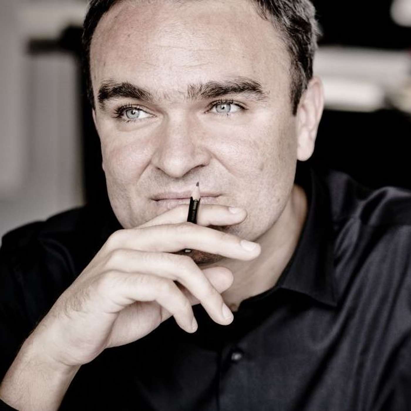 Jörg Widmann, Part 1: World Recognized Composer, Clarinetist, and Conductor - Current Composer-in-Residence for the Berlin Philharmonic! episode artwork