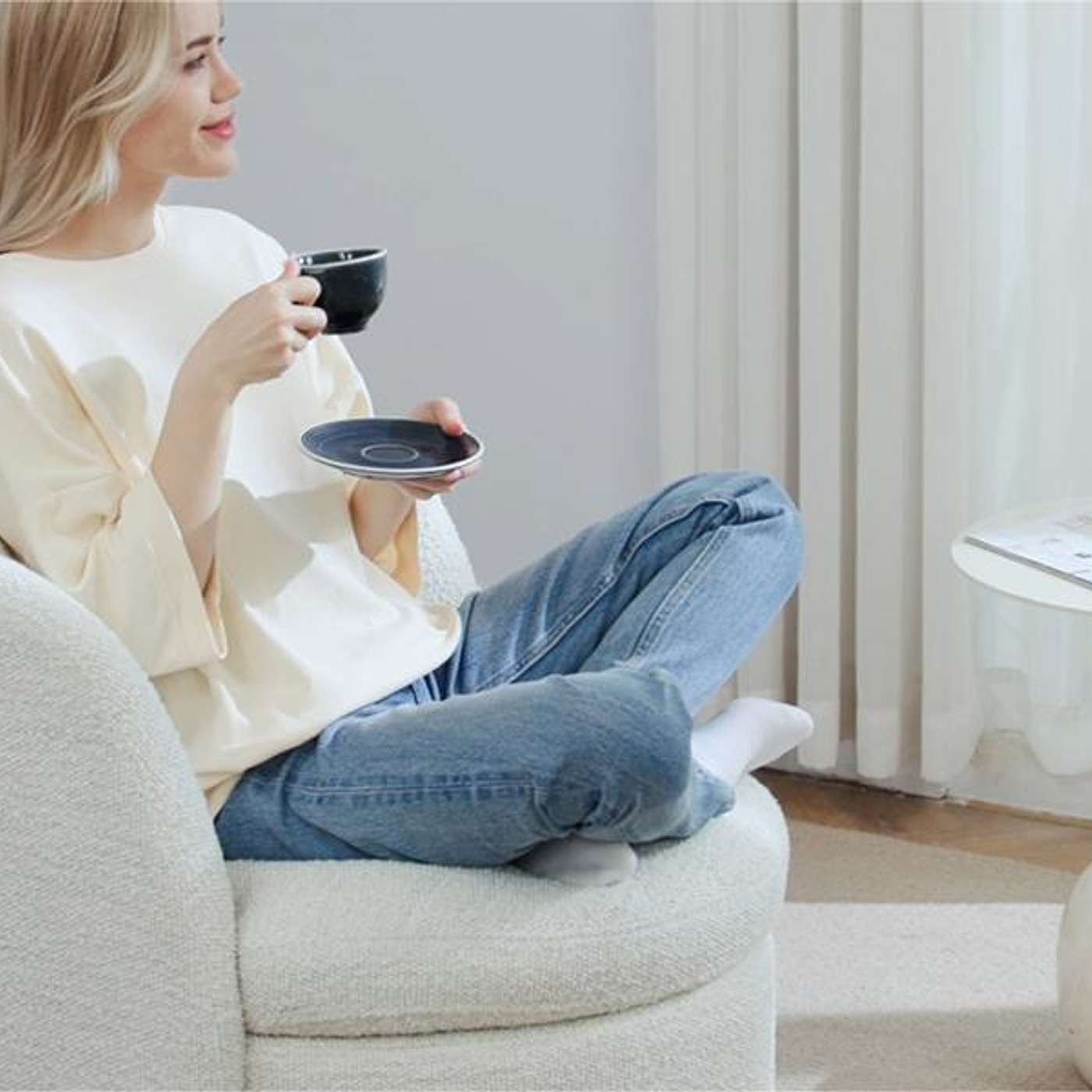 A Spin in Your Chair: Are Modern Swivel Chairs Actually a Good Idea? episode artwork