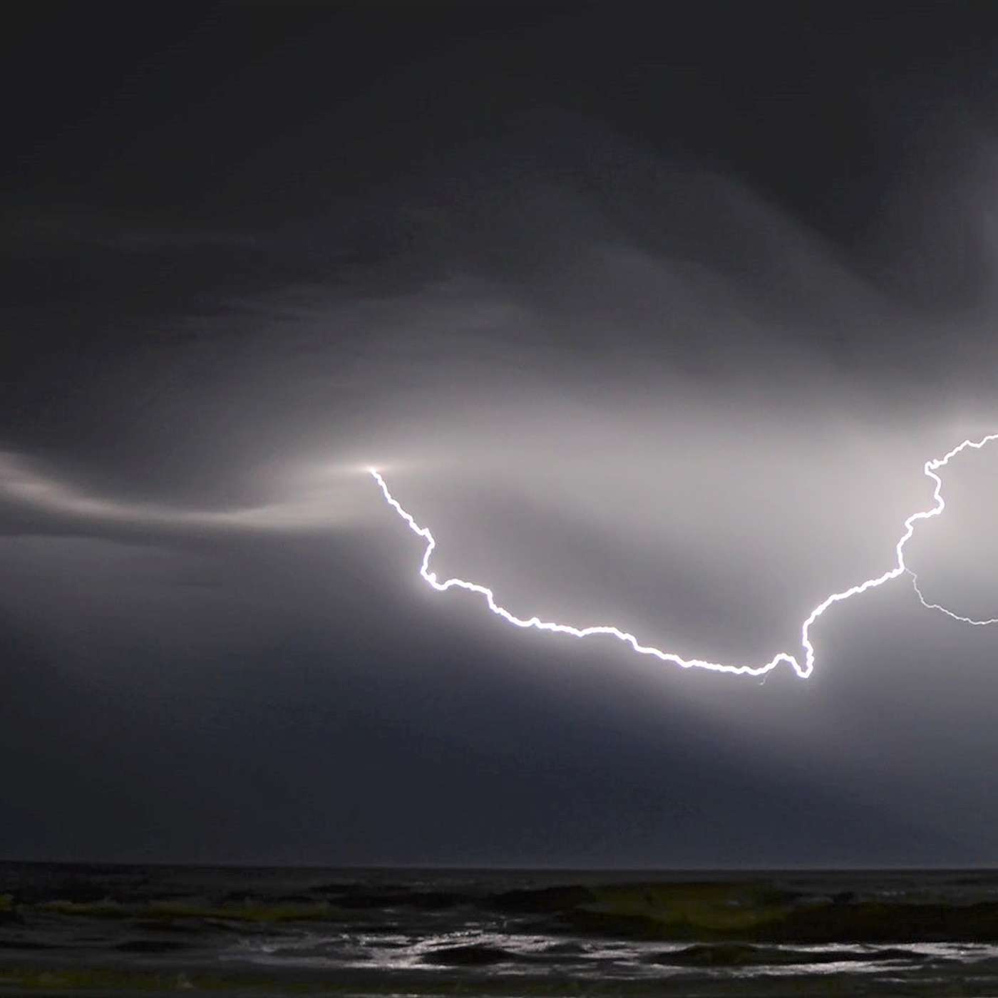 Life\'s 3 Things - Author Manny Garcia\'s Podcast