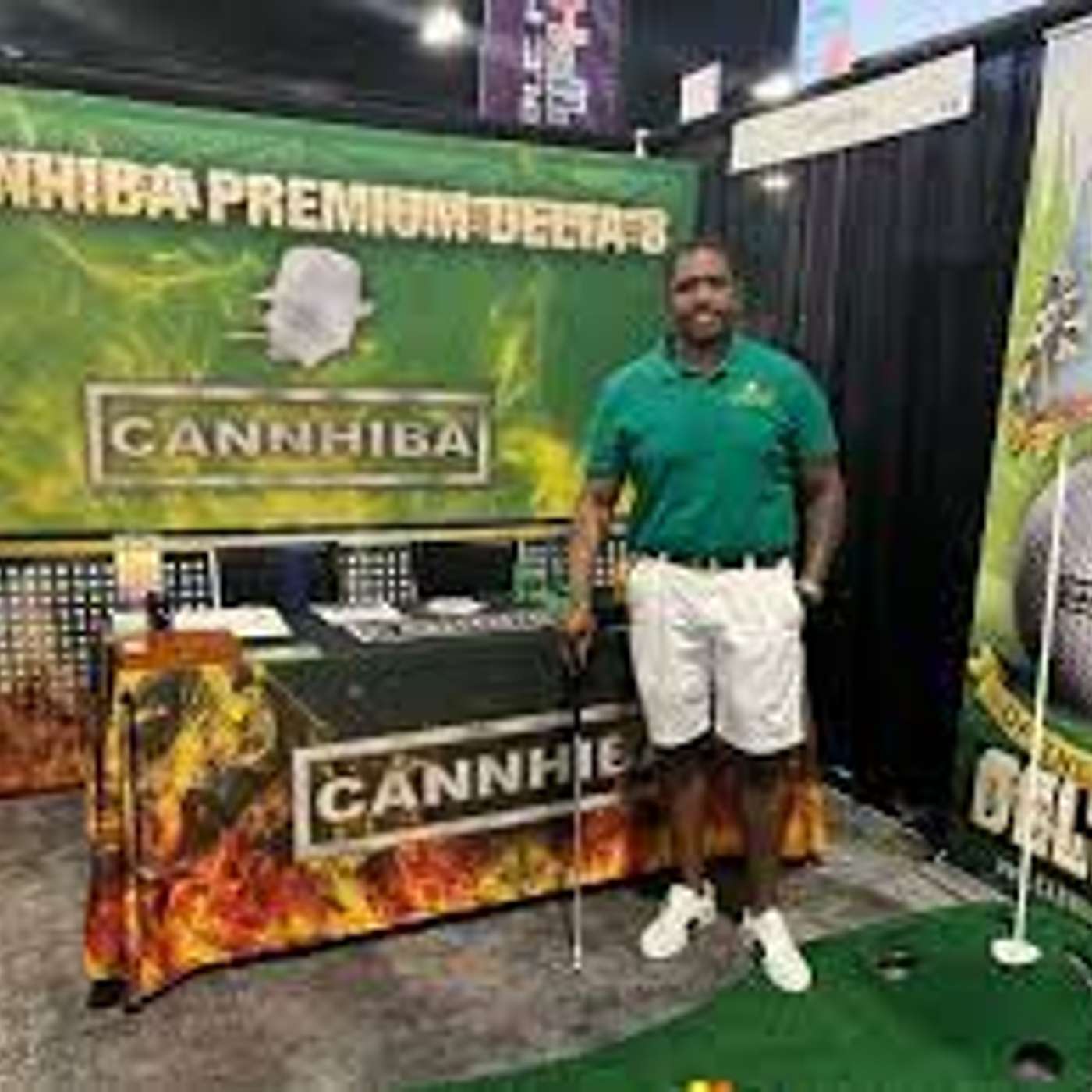 Episode 172:How does a kid raised by a single mother in the Brooklyn projects end up with a yacht, his own real estate company and dominating the CBD market with his hand-rolled Cannhiba cigars. Listen and be inspired. episode artwork