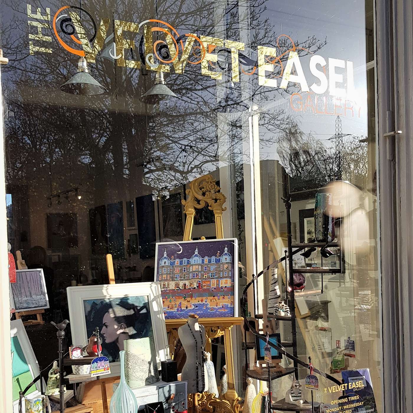 188 Velvet Easel - Under New Management