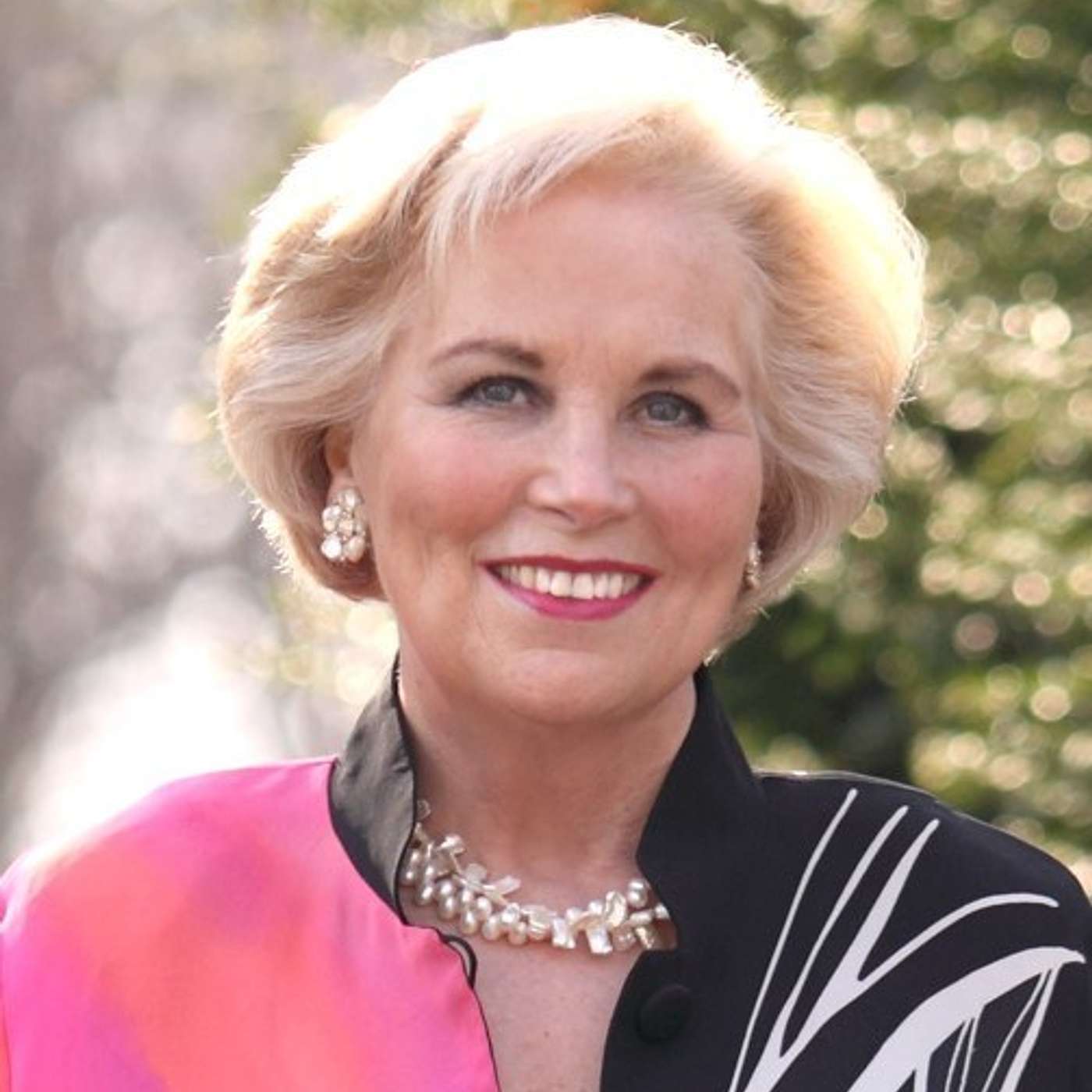 #163: What life experience emboldened Rita Wilkins to morph from a Renowned Interior Designer to what her new mission in life is "The Downsizing Designer"? episode artwork