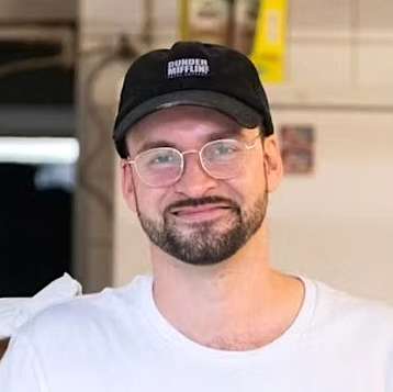 Warren Nowotnick Grundig