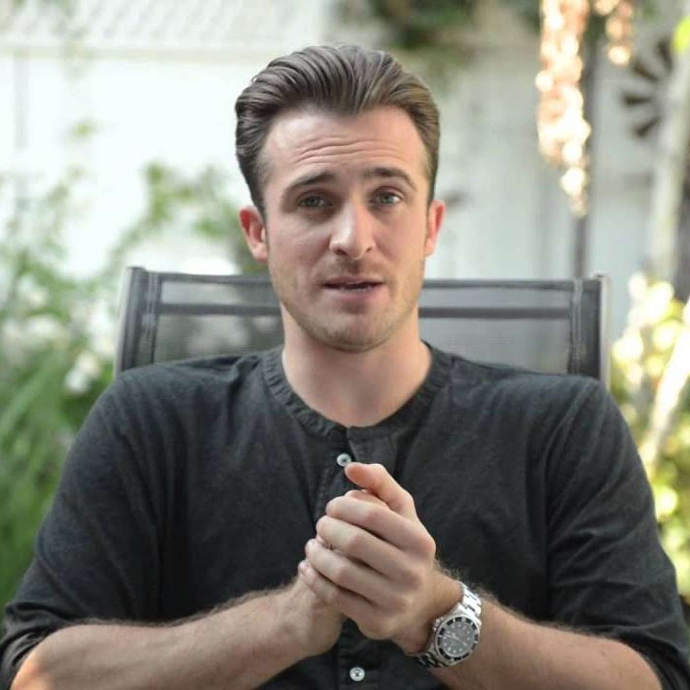 Matthew Hussey: "These Texts Will Lead to a Relationship" {Reaction} | Helios Blog 883