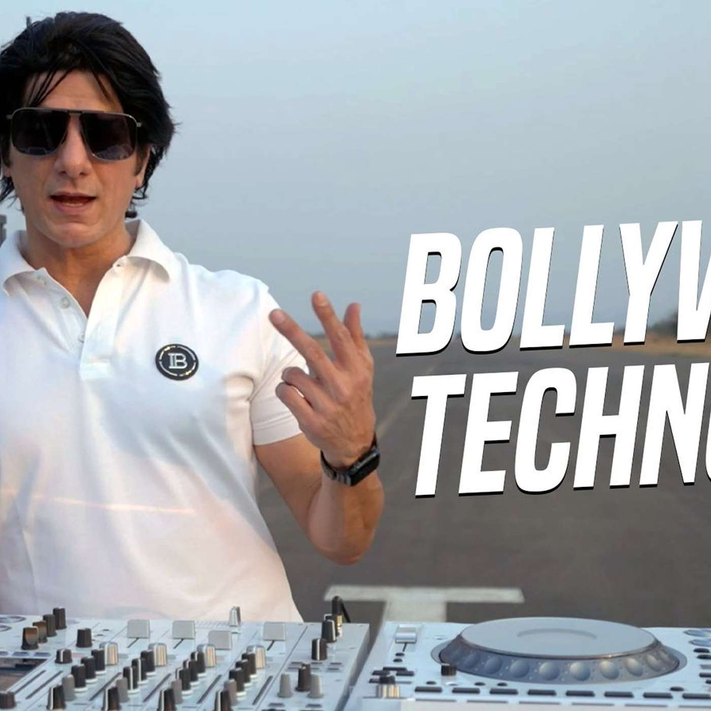DJ AQEEL - BOLLYWOOD TECHNO ( RUNWAY LIVE )