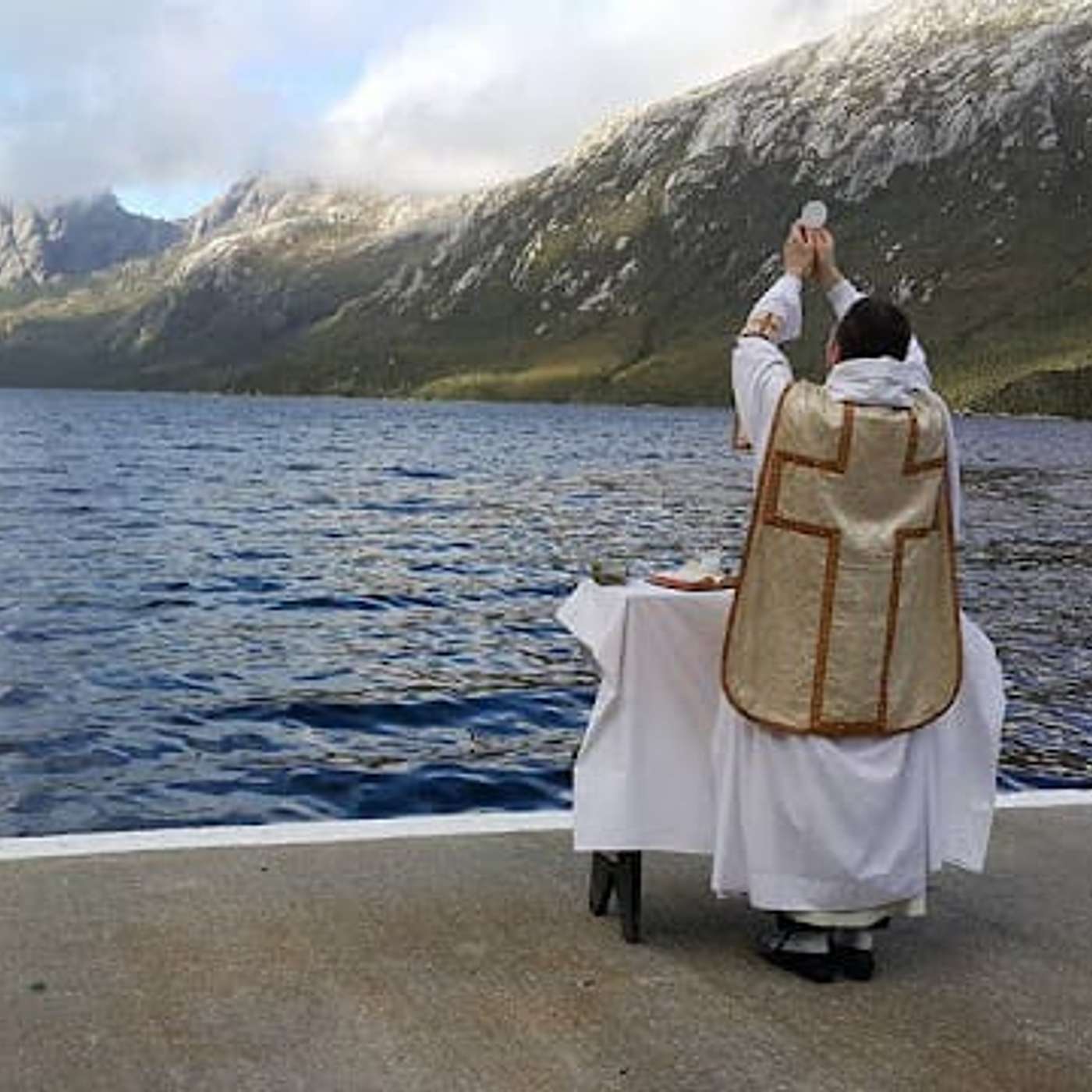 Episodio 1258: … Olvidado Lo Esencial De La Santa Misa | Academia De Latín Conoce Ama Y Vive Tu Fe