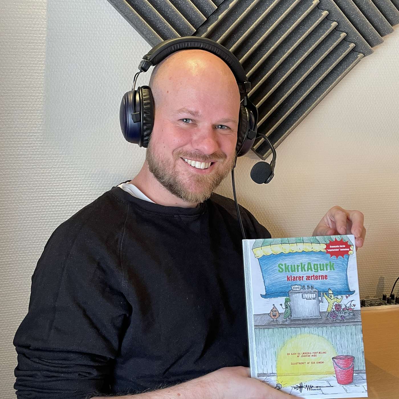 En vegetarisk børnebog? - Jonatan Wibe fortæller om 'Skurk Agurk klarer ærterne' episode artwork