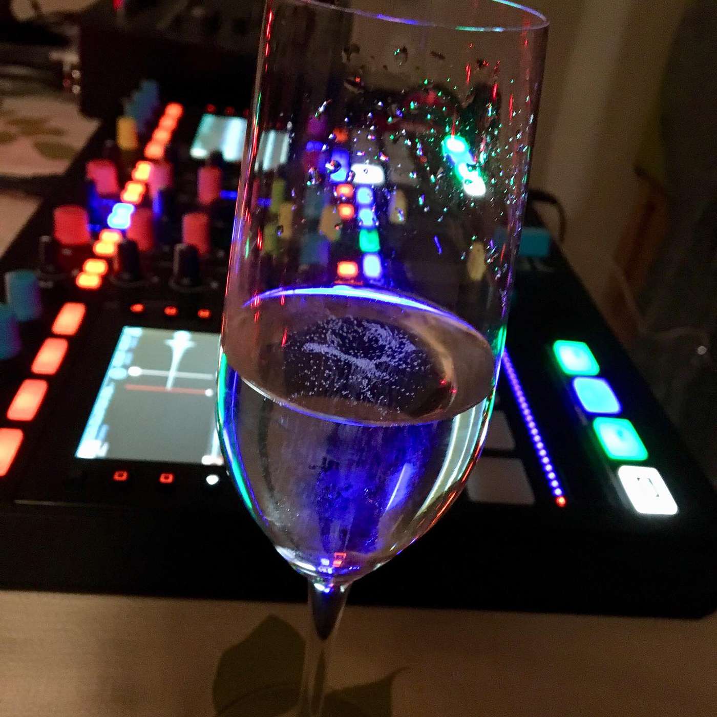 Strangefellow presents; Dance/Pop Early Summer Mix (5.18.2018)